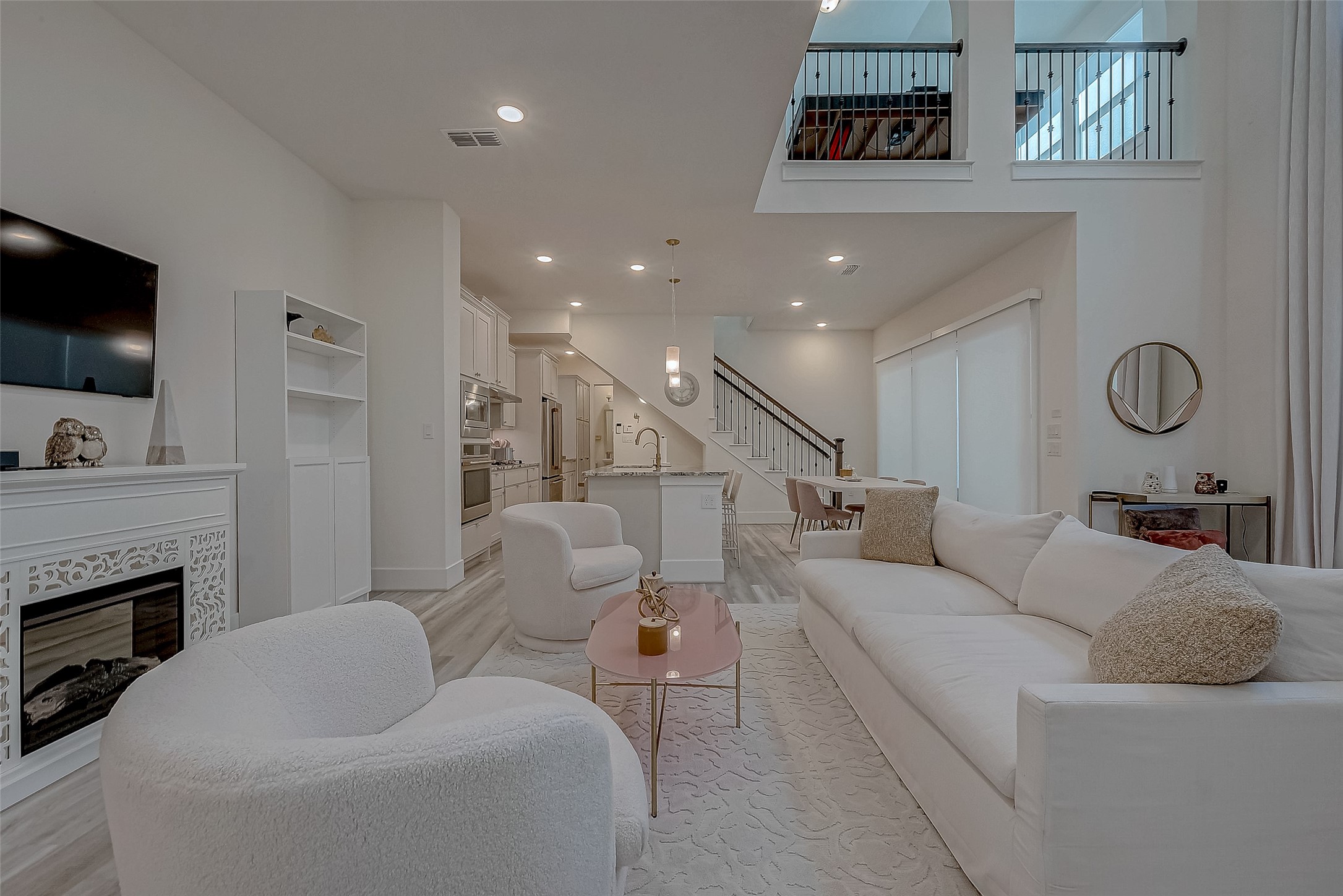 5038 Galahad Court Property Photo 6