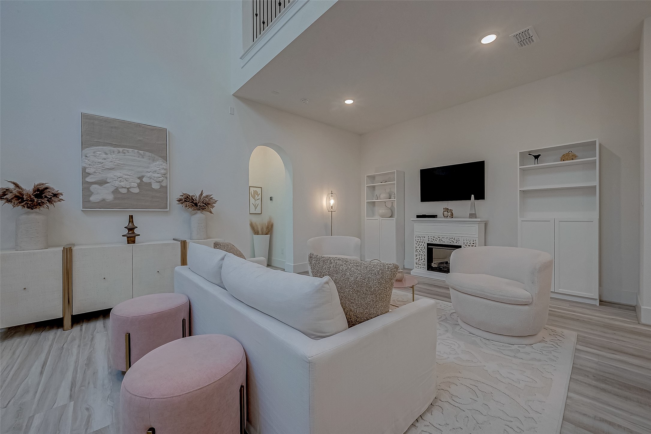 5038 Galahad Court Property Photo 8