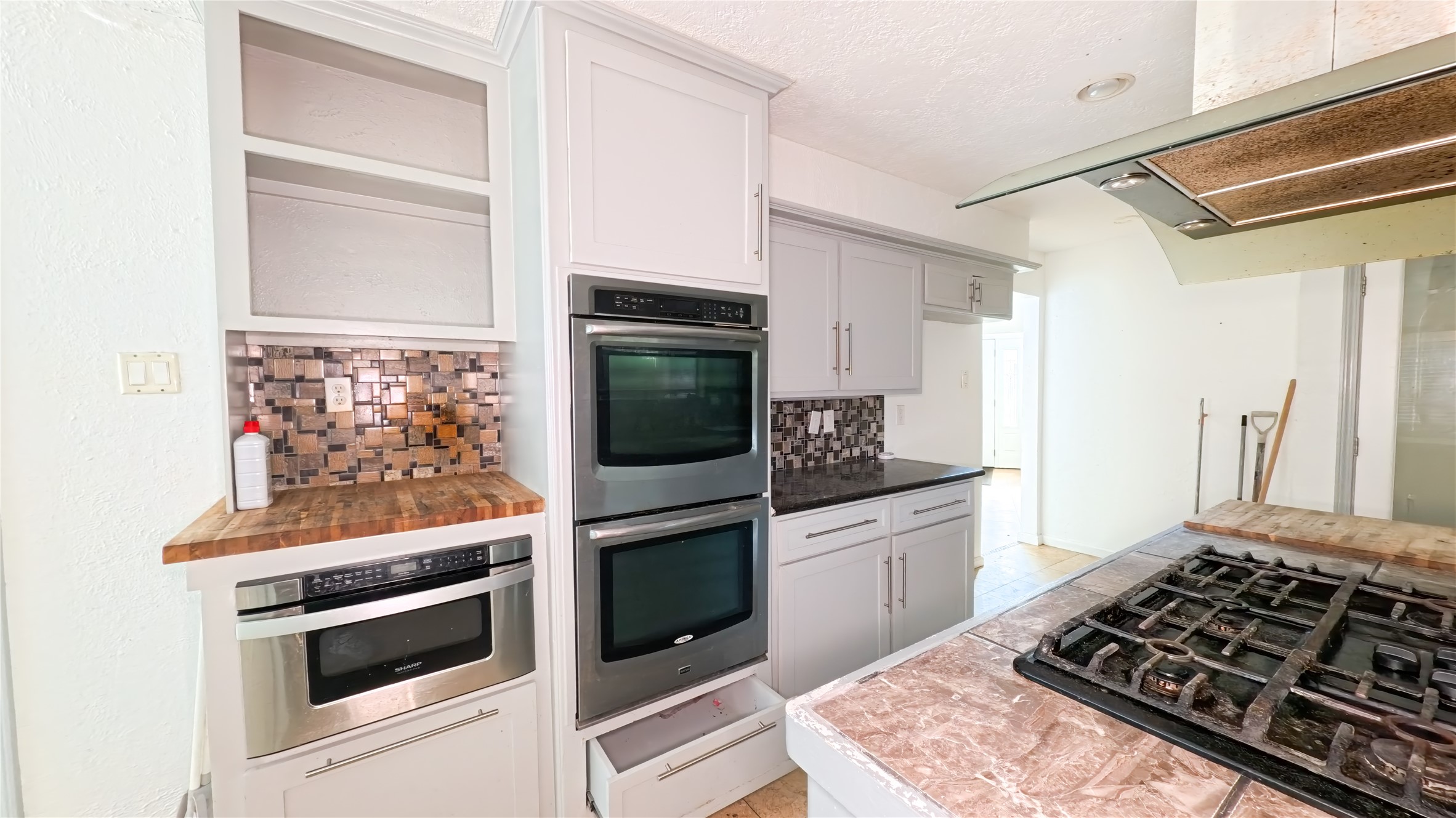 17826 Mahogany Forest Drive Property Photo 7