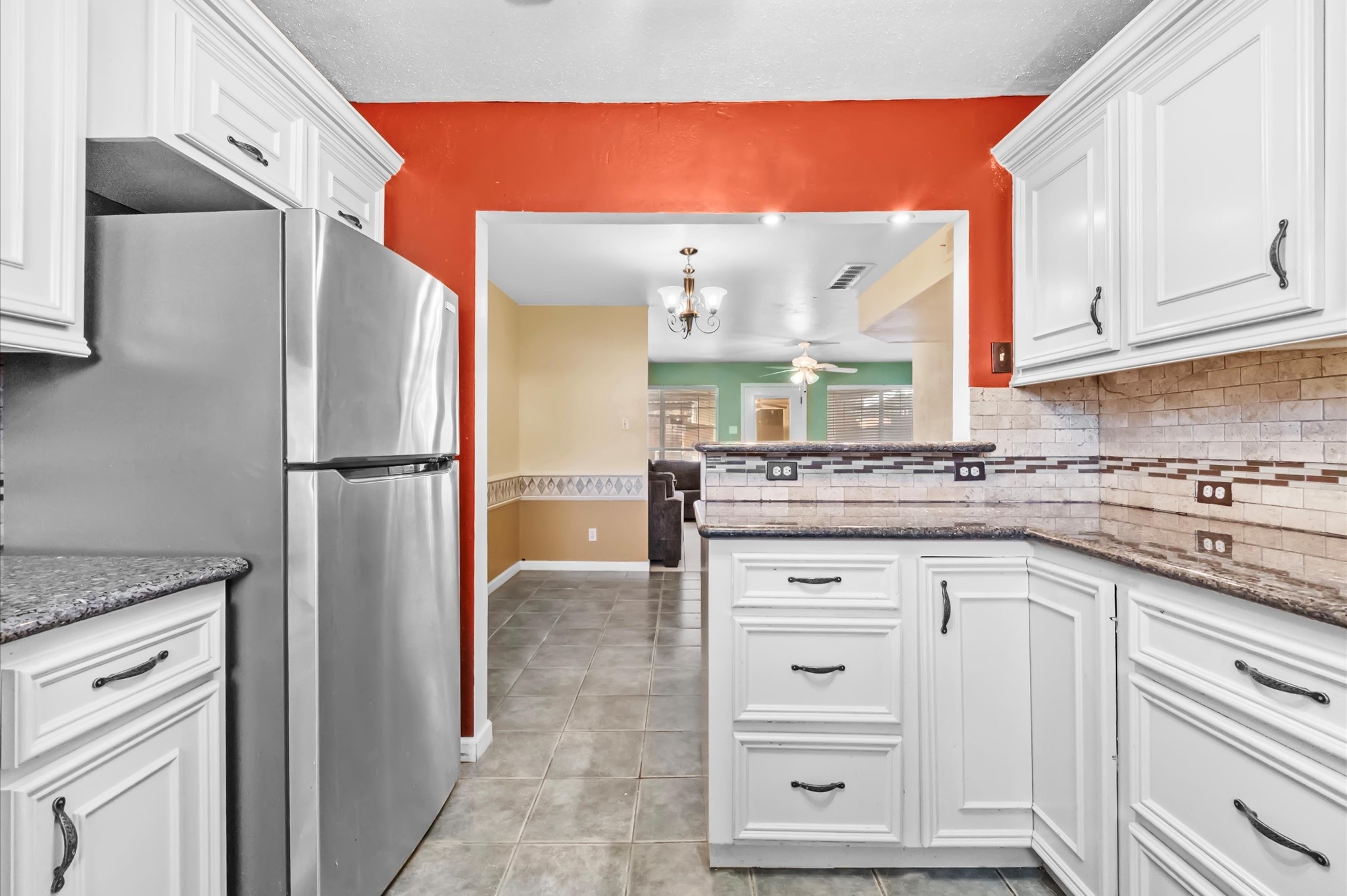 1025 Willow Oaks Circle Property Photo 1