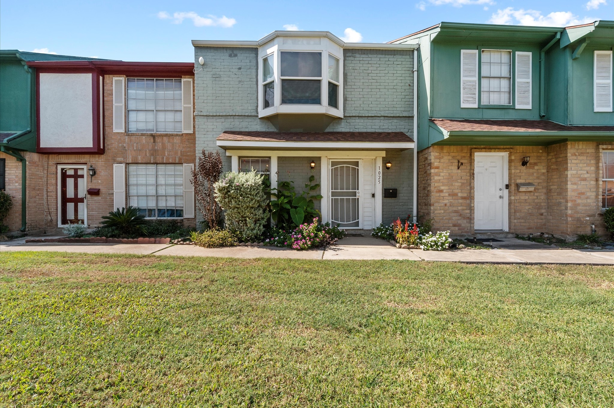 1025 Willow Oaks Circle Property Photo 6