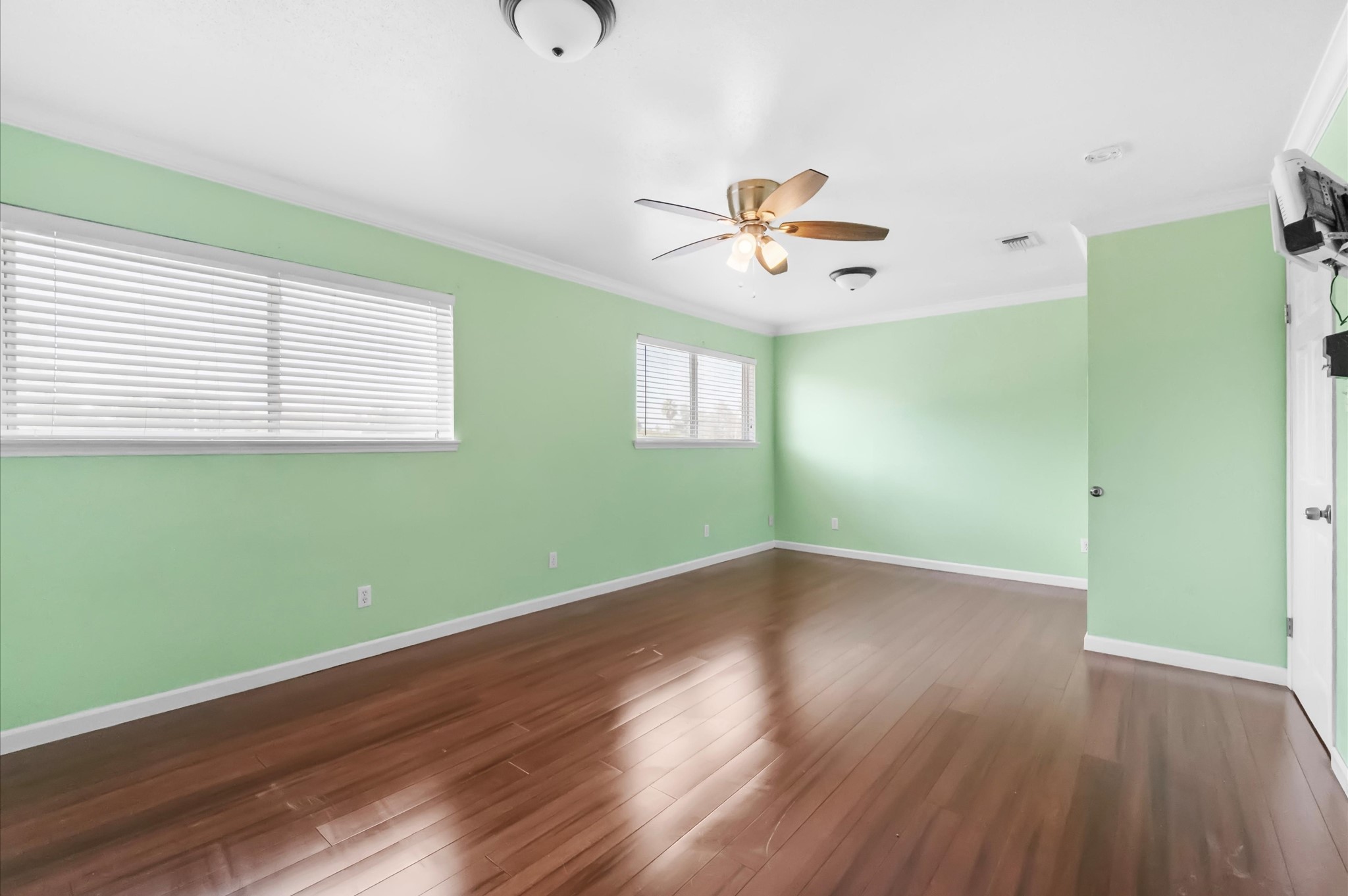 1025 Willow Oaks Circle Property Photo 16