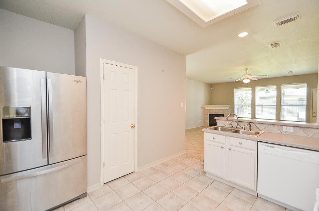 18334 Grove Brook Lane Property Photo 8