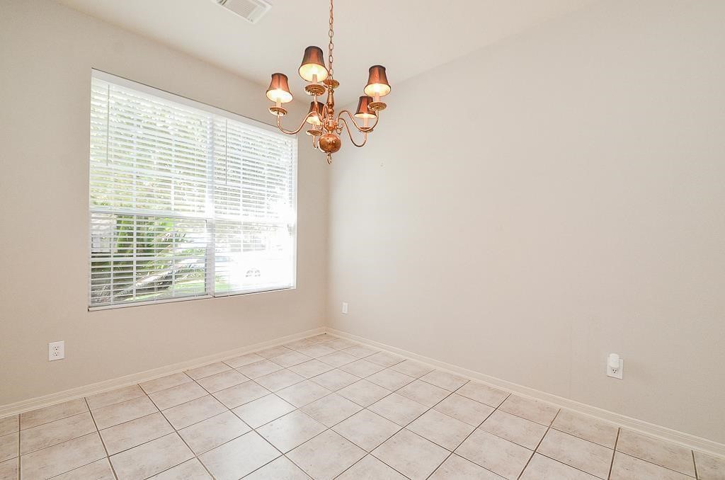 18334 Grove Brook Lane Property Photo 10
