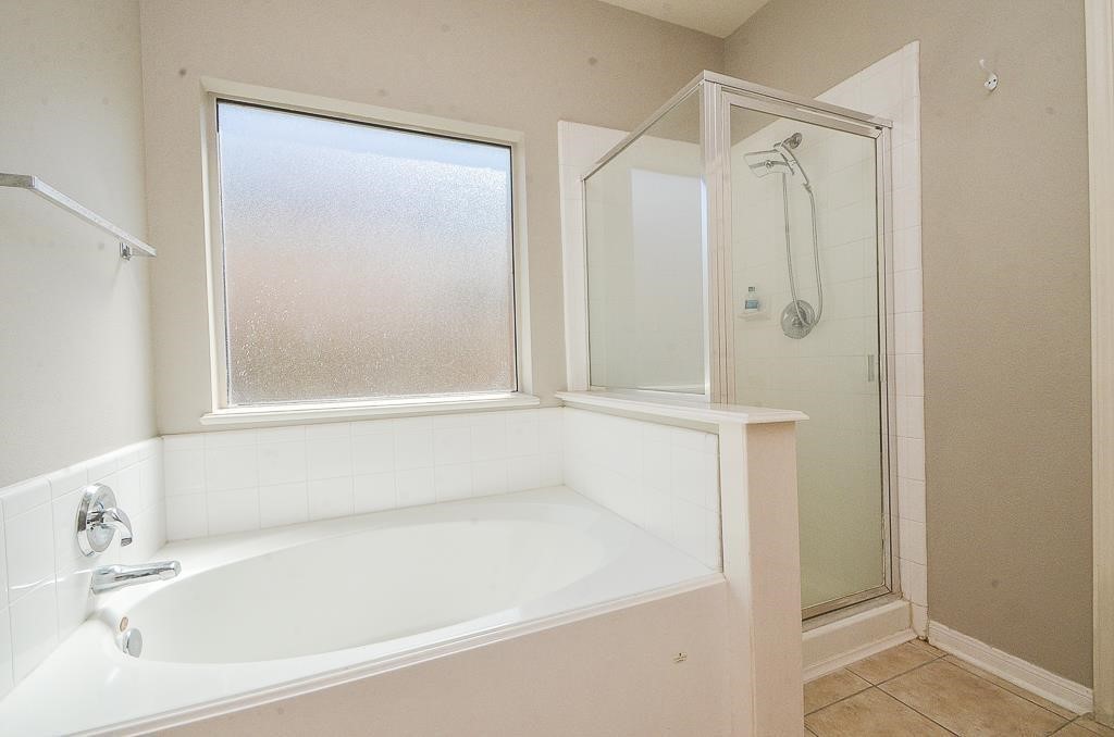 18334 Grove Brook Lane Property Photo 12