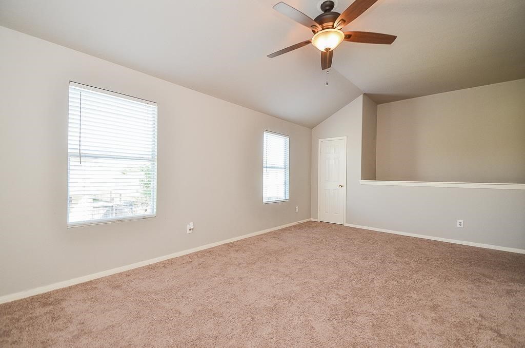 18334 Grove Brook Lane Property Photo 15
