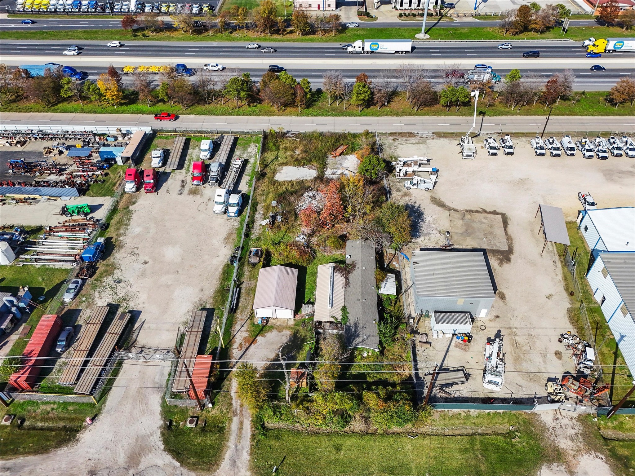 16935 Market Street Property Photo 4