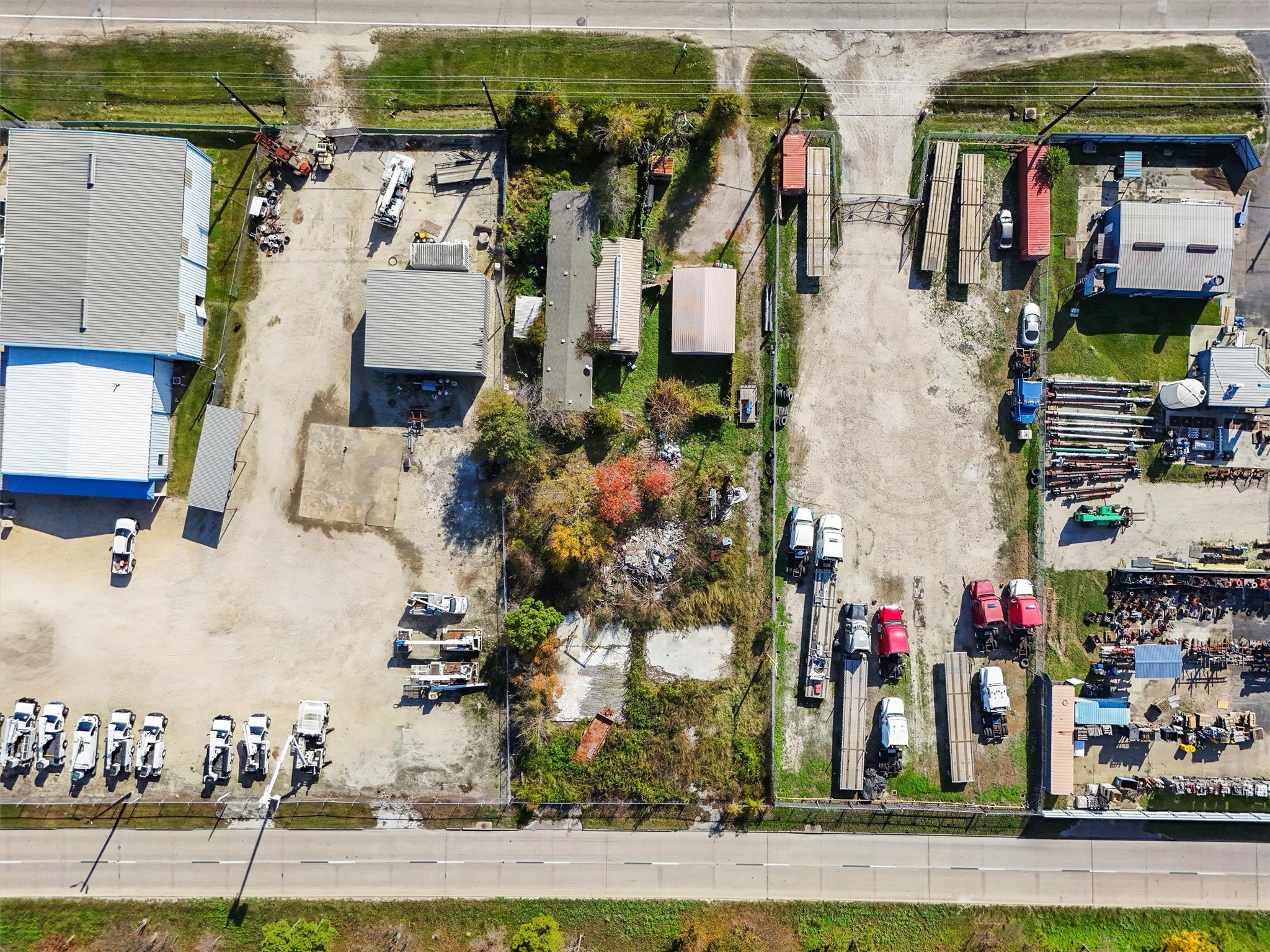 16935 Market Street Property Photo 5