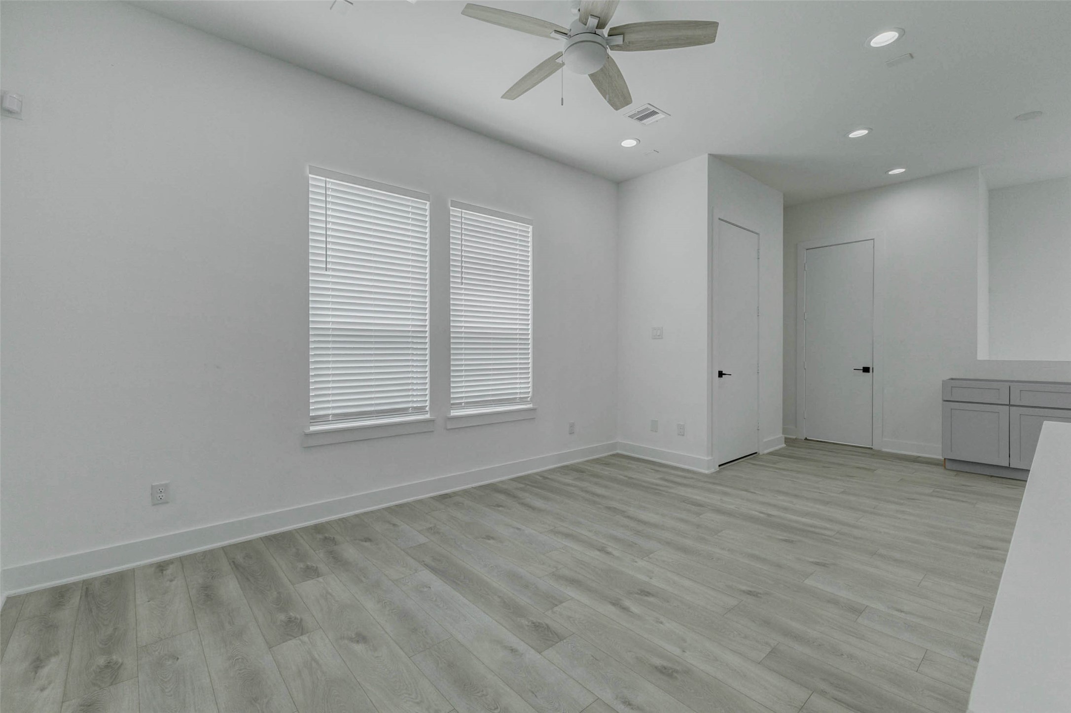 5727 Elysium Street Property Photo 11