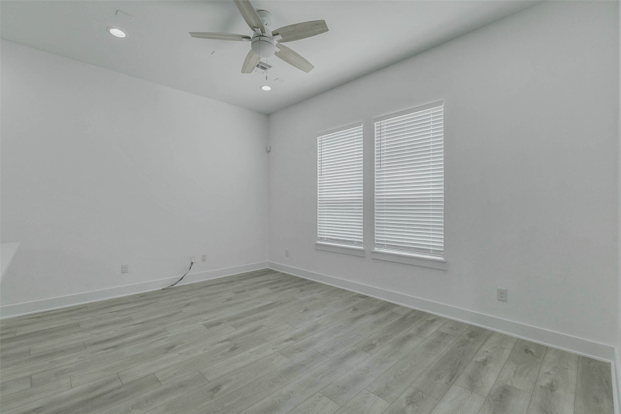 5727 Elysium Street Property Photo 12