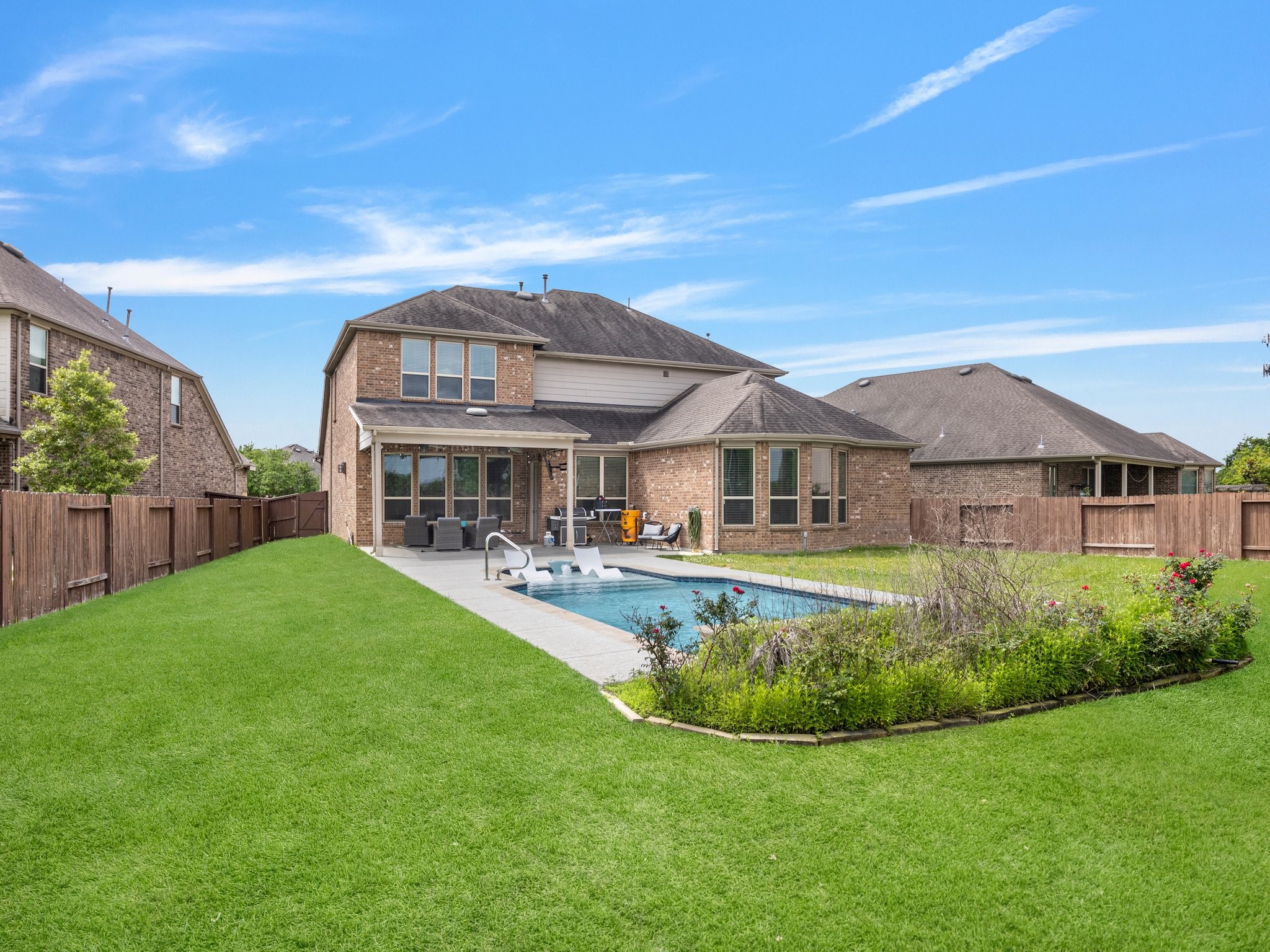24910 Meadowthorn Crest Lane Property Photo 1