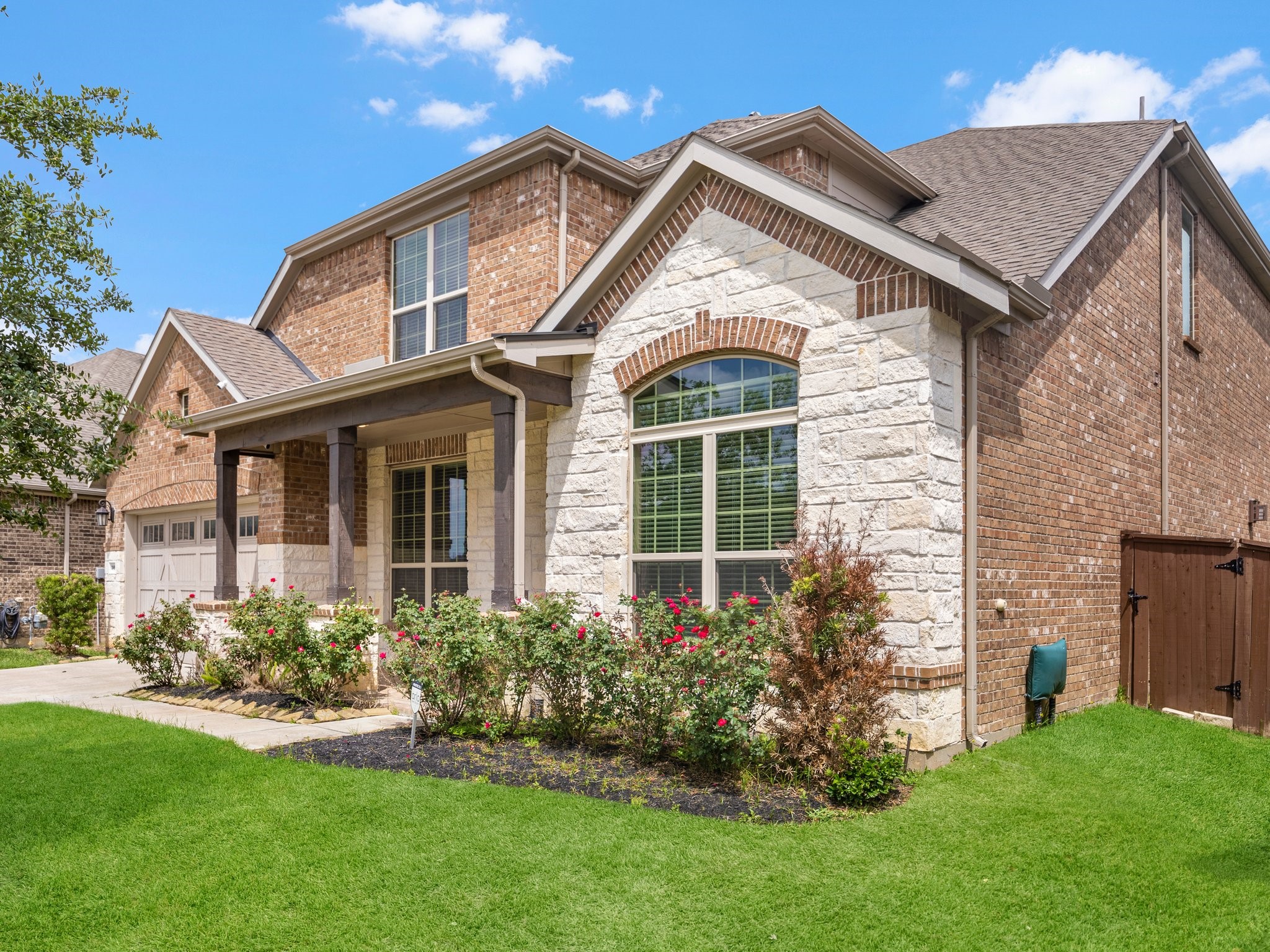 24910 Meadowthorn Crest Lane Property Photo 9