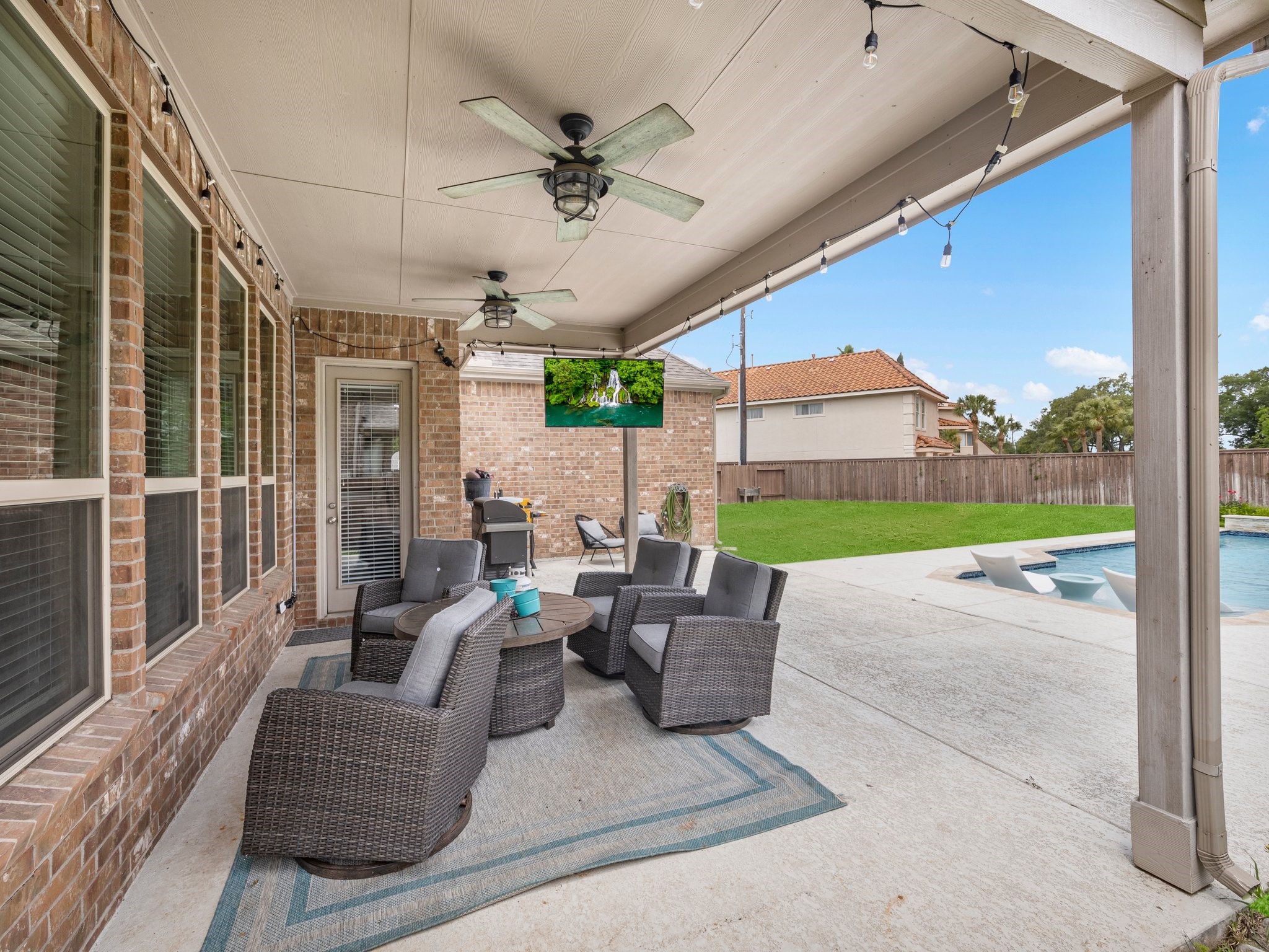 24910 Meadowthorn Crest Lane Property Photo 32