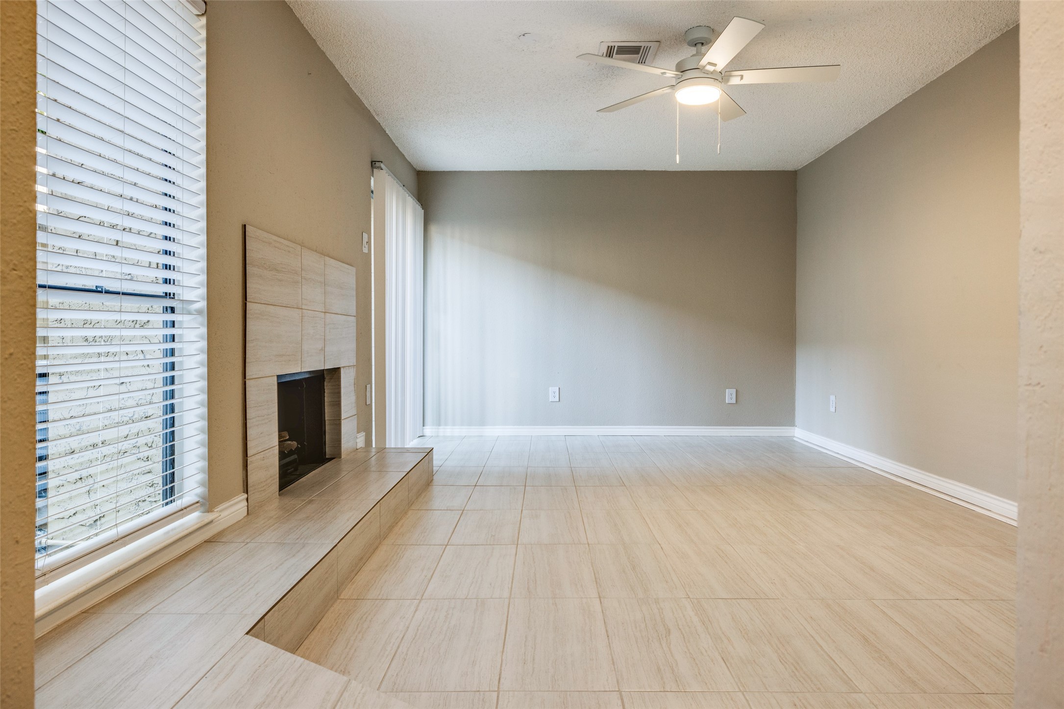 3654 Ocee Street Property Photo 5