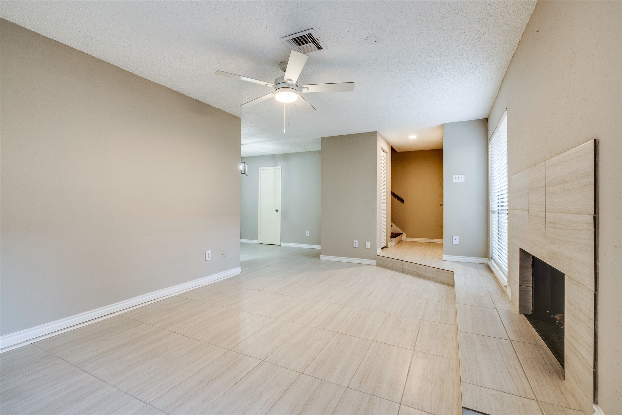 3654 Ocee Street Property Photo 6