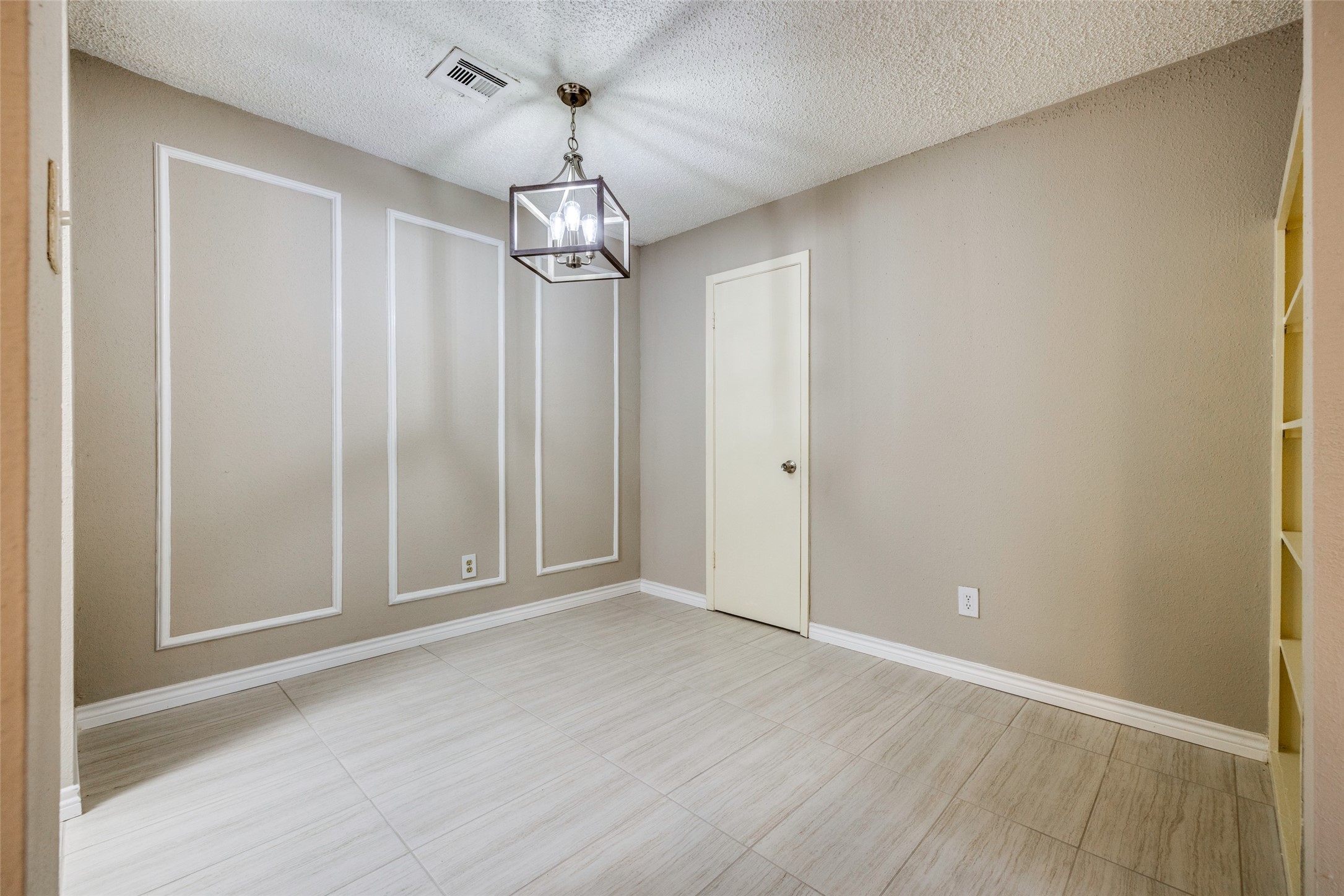 3654 Ocee Street Property Photo 10