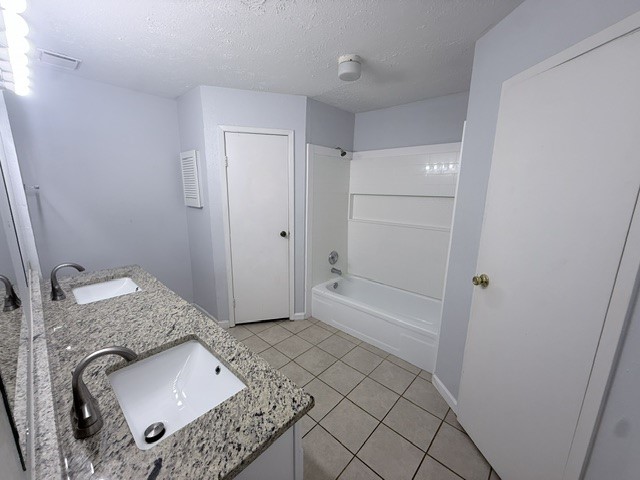 3102 Hirschfield Road Property Photo 7