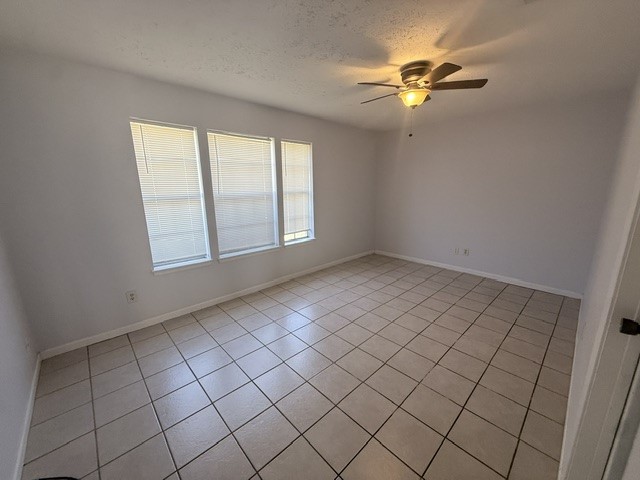 3102 Hirschfield Road Property Photo 8