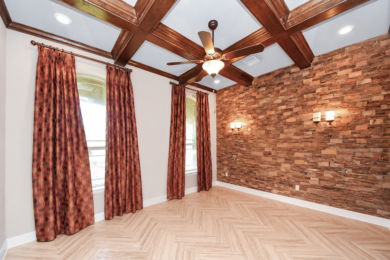 18106 Shimmer Lane Property Photo 17