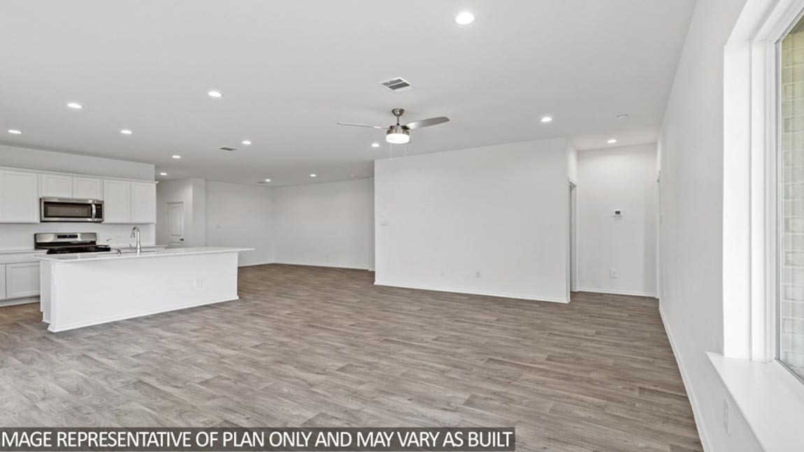 20727 Central Concave Drive Property Photo 13