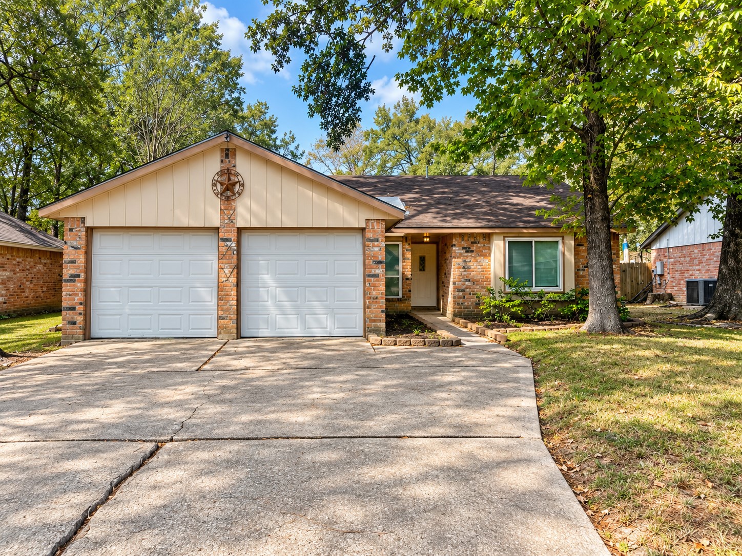 26415 Pine Canyon Drive Property Photo 1
