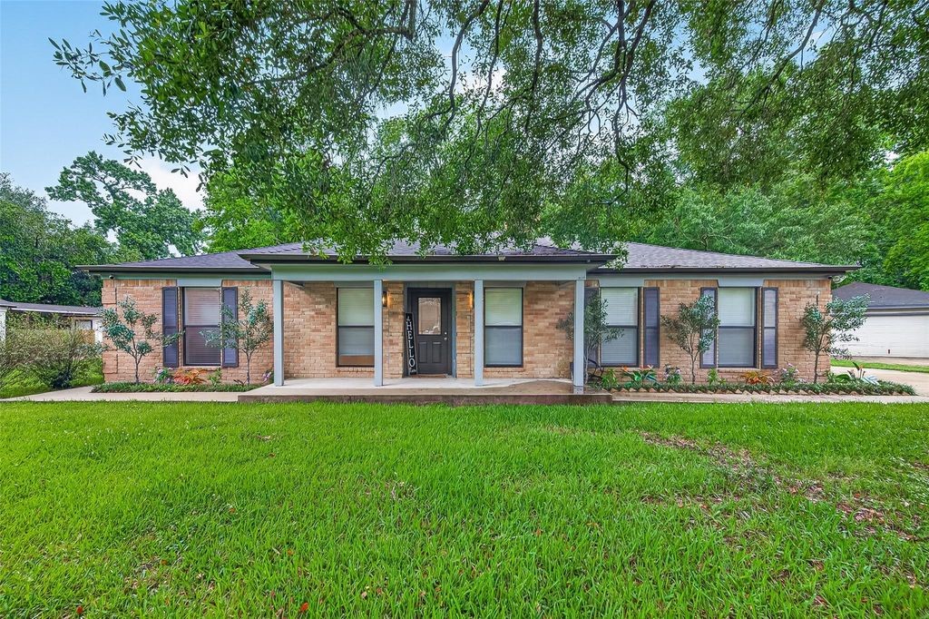 548 Brandon Road Property Photo 2
