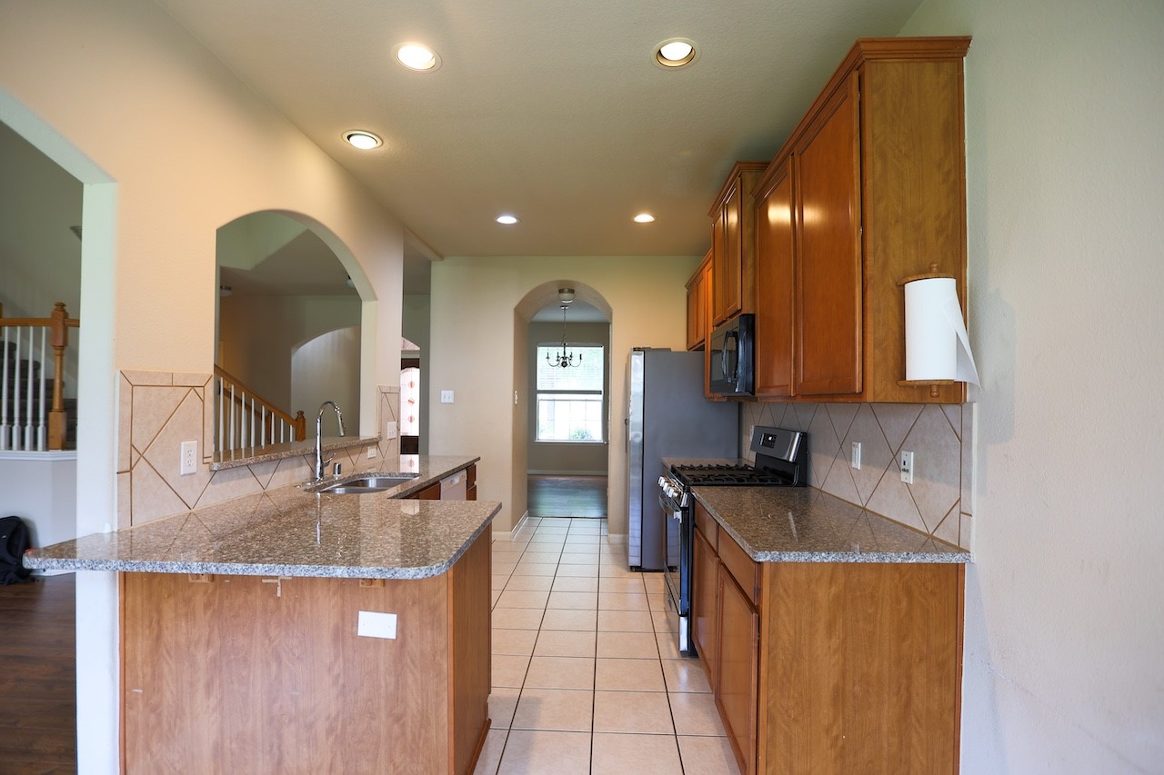 5102 Heatherdawn Ct Property Photo 11