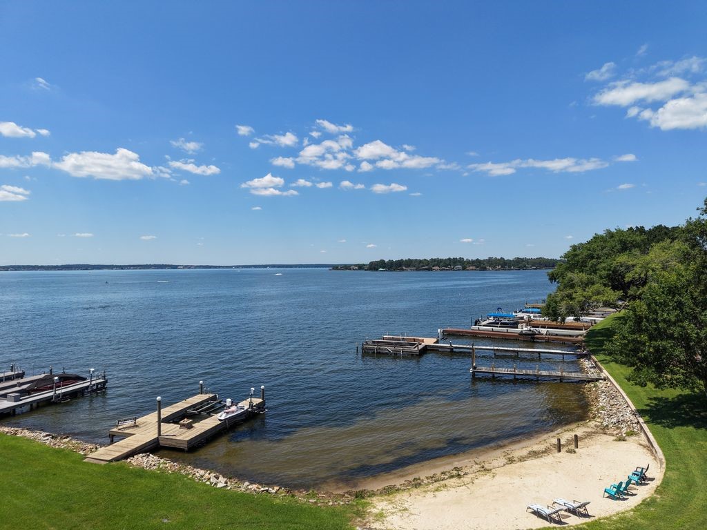 1607 Schooner Point Property Photo 35