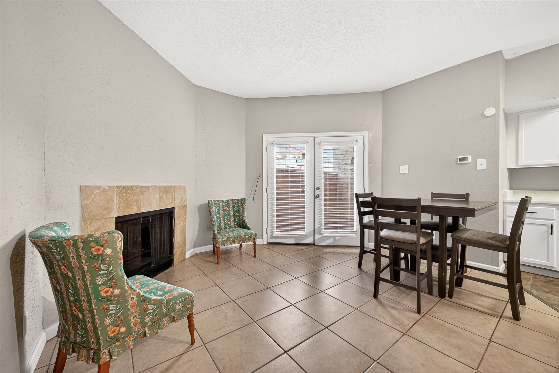 10855 Meadowglen Lane 608 Property Photo 8
