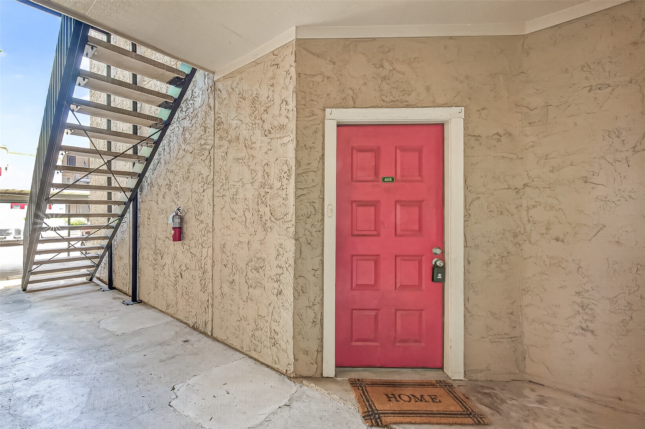 10855 Meadowglen Lane 608 Property Photo 21