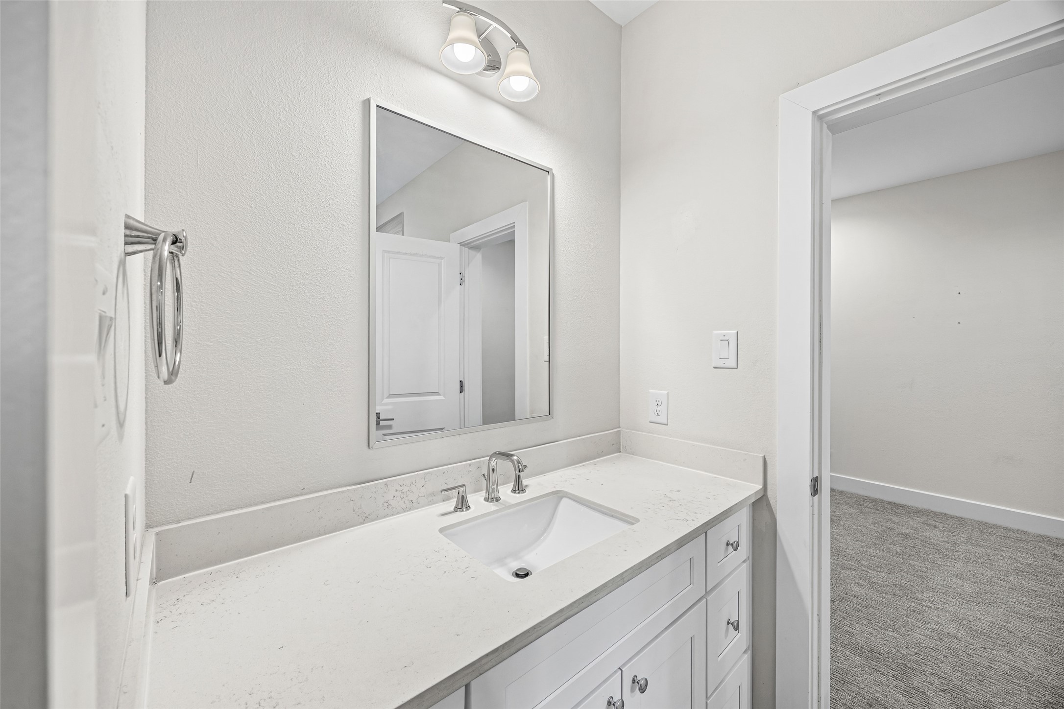 3407 Terry Street Property Photo 8