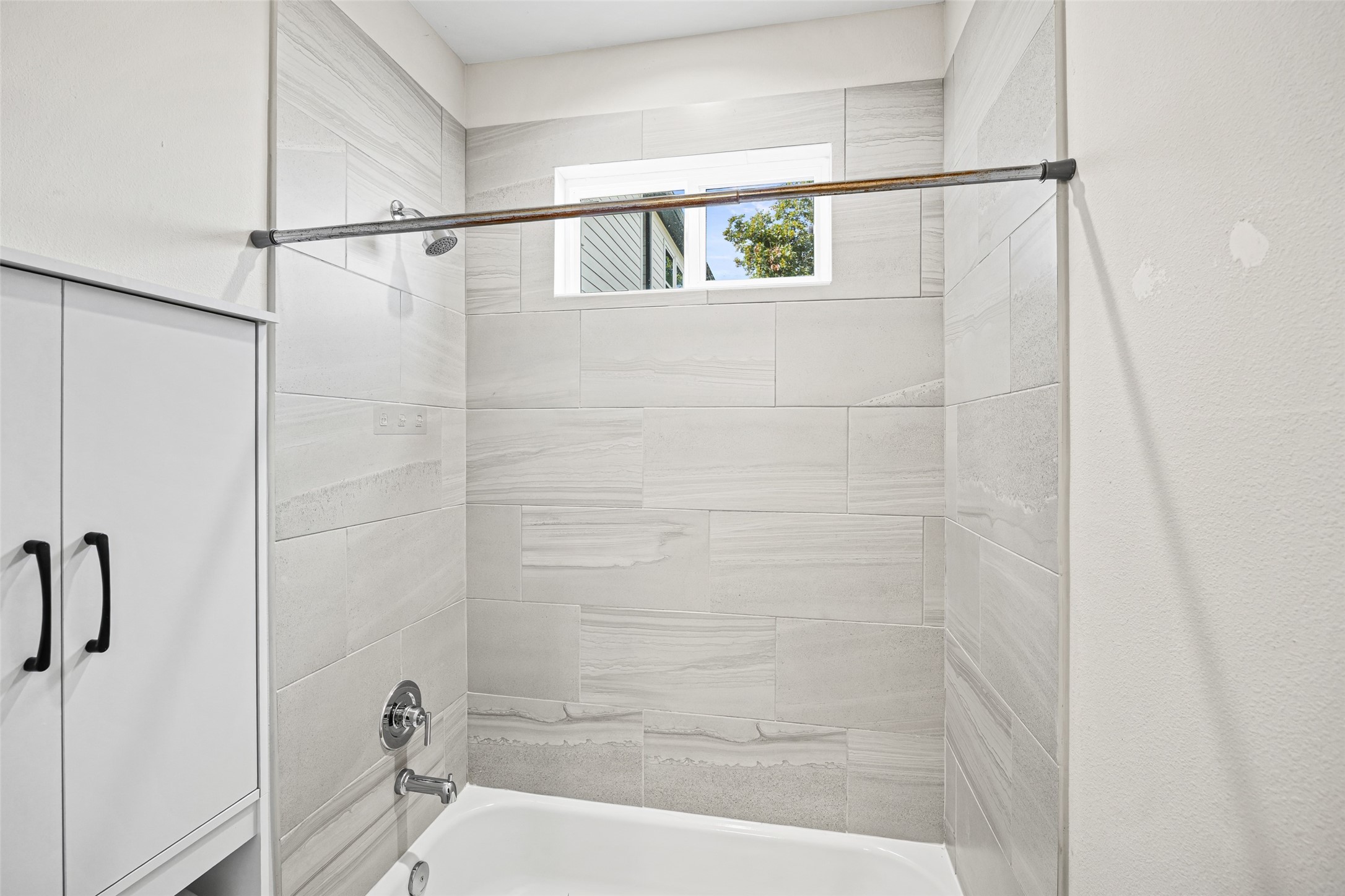 3407 Terry Street Property Photo 9