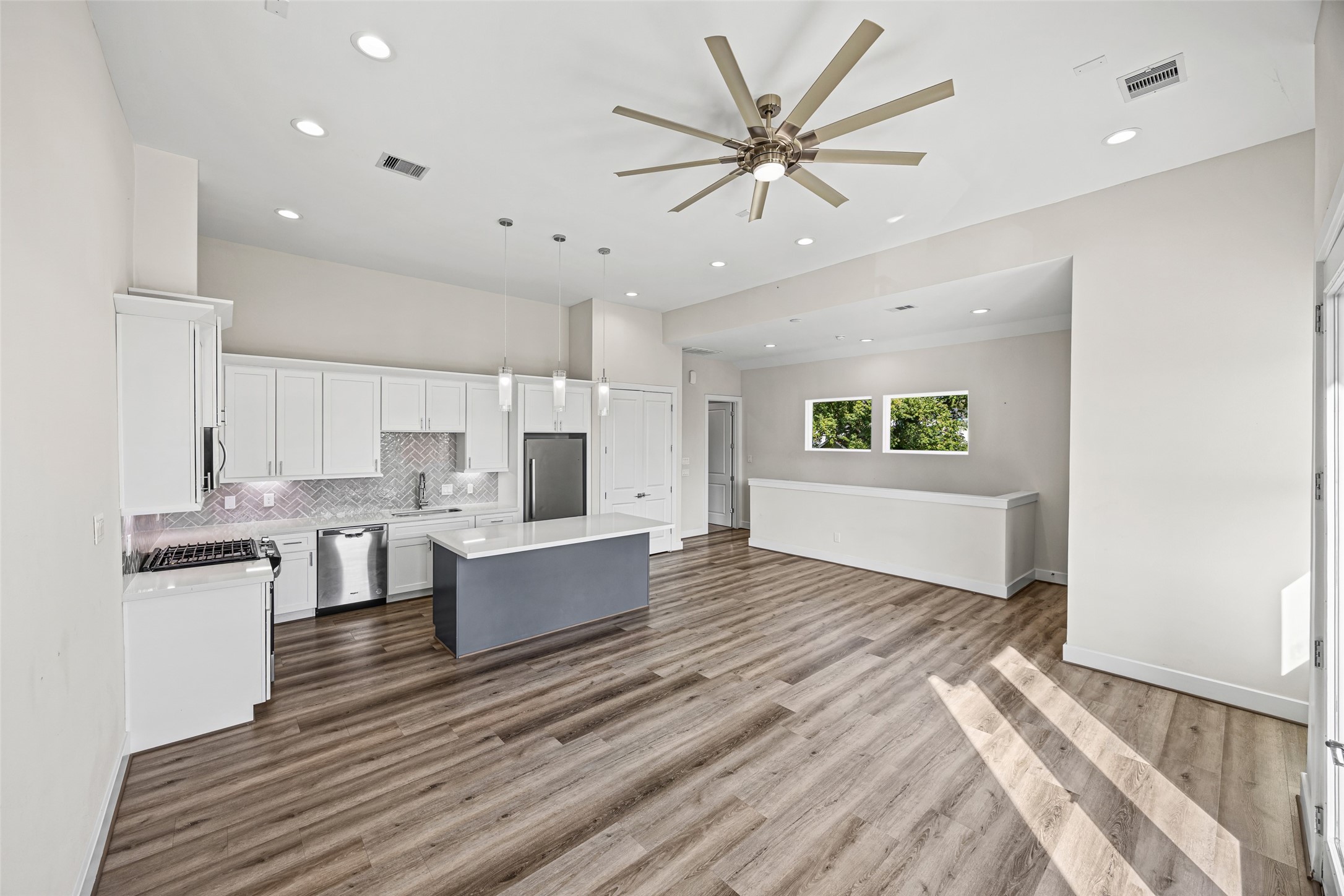 3407 Terry Street Property Photo 13