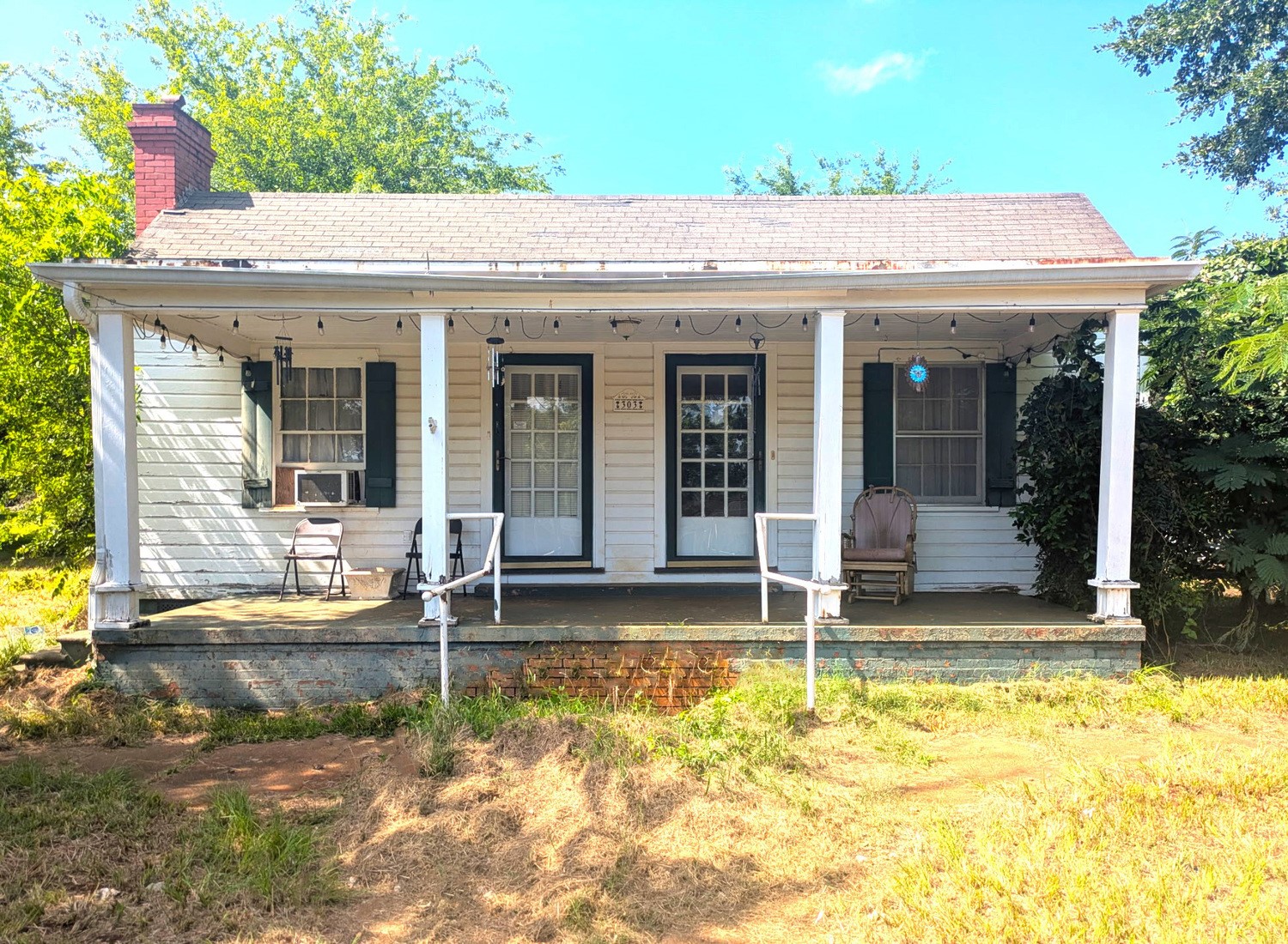 303 E Livingston Street Property Photo 1