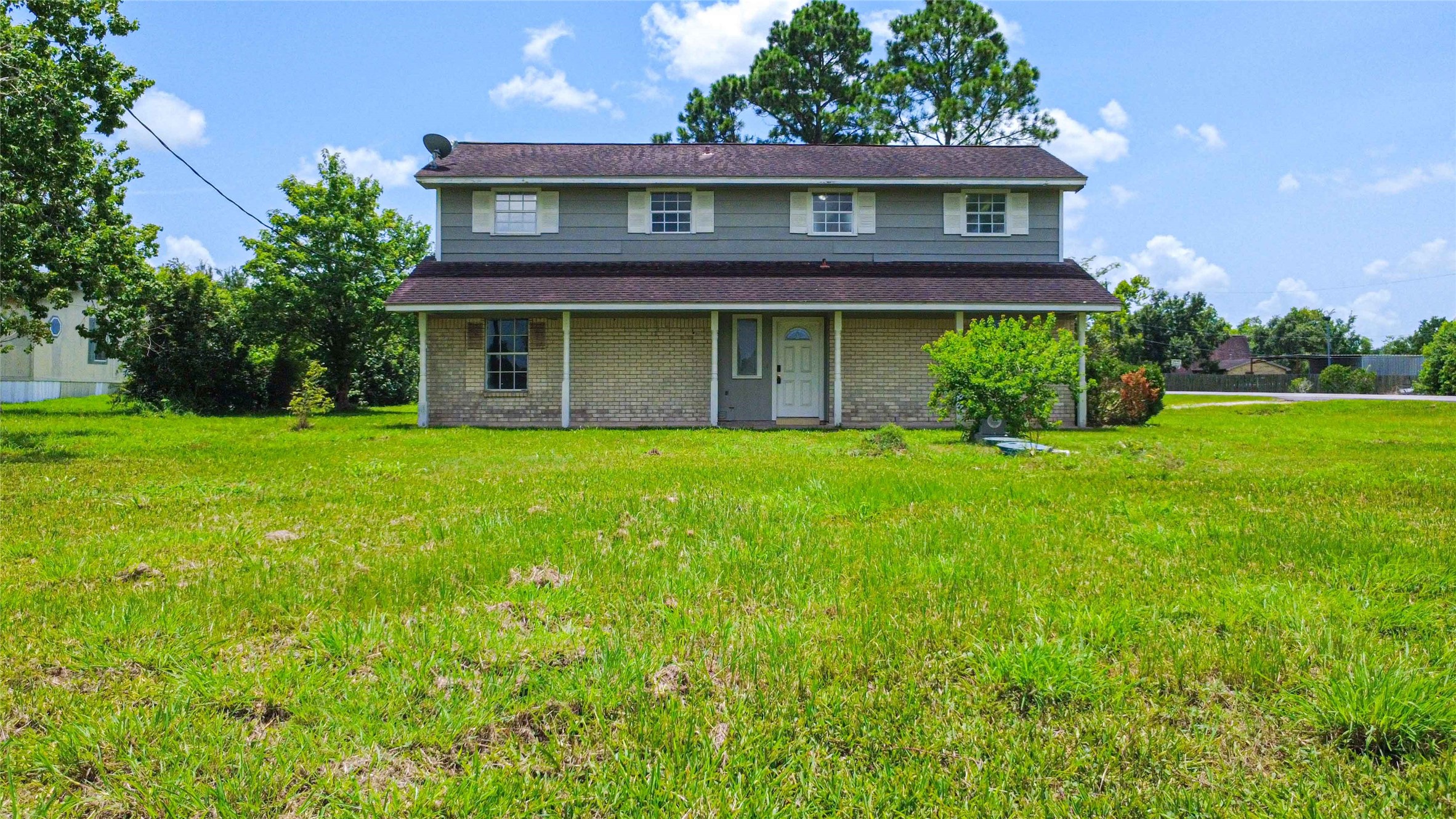 4513 County Road 424 Property Photo 2