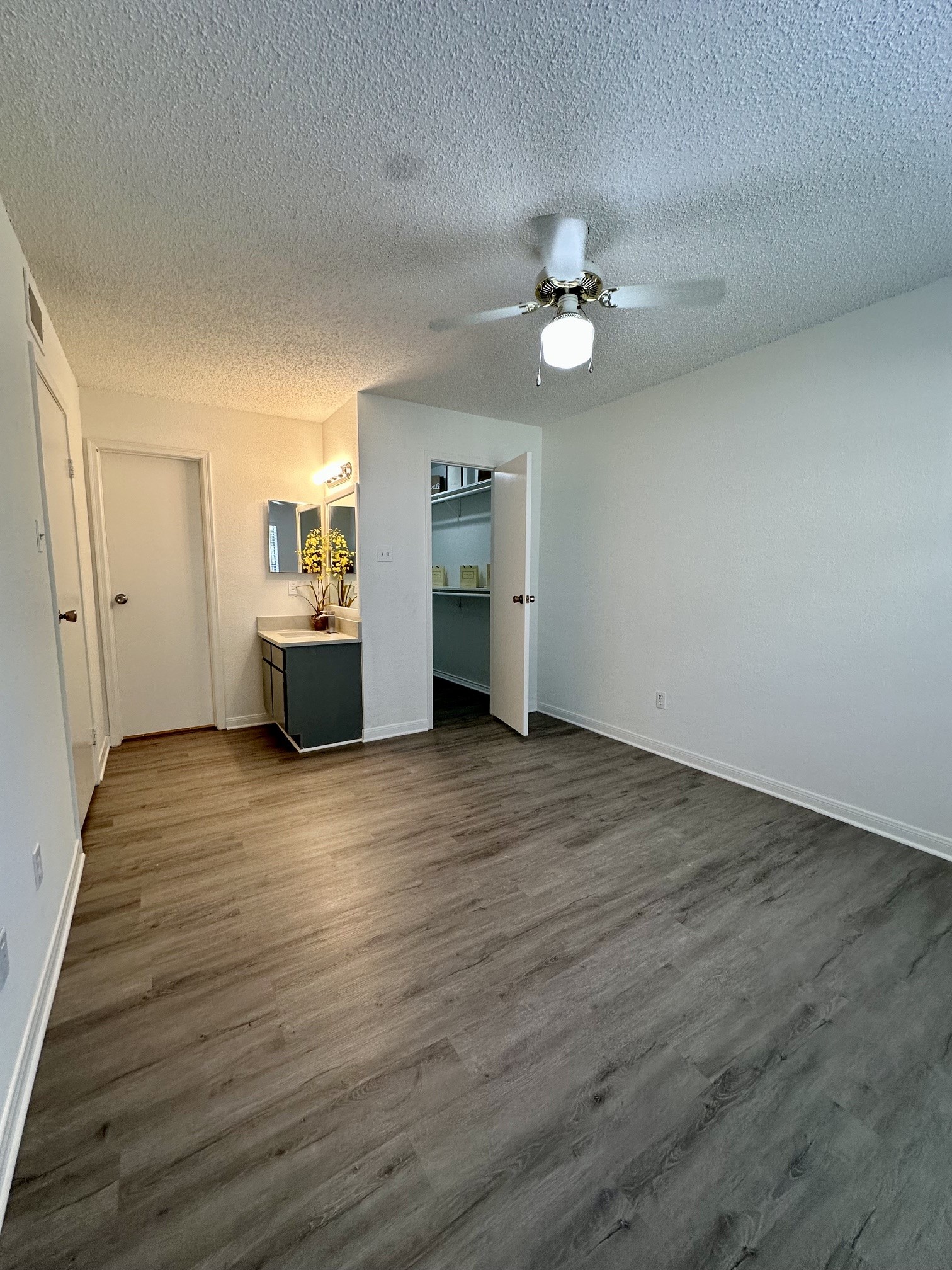 12660 Ashford Point Drive 315 Property Photo 11
