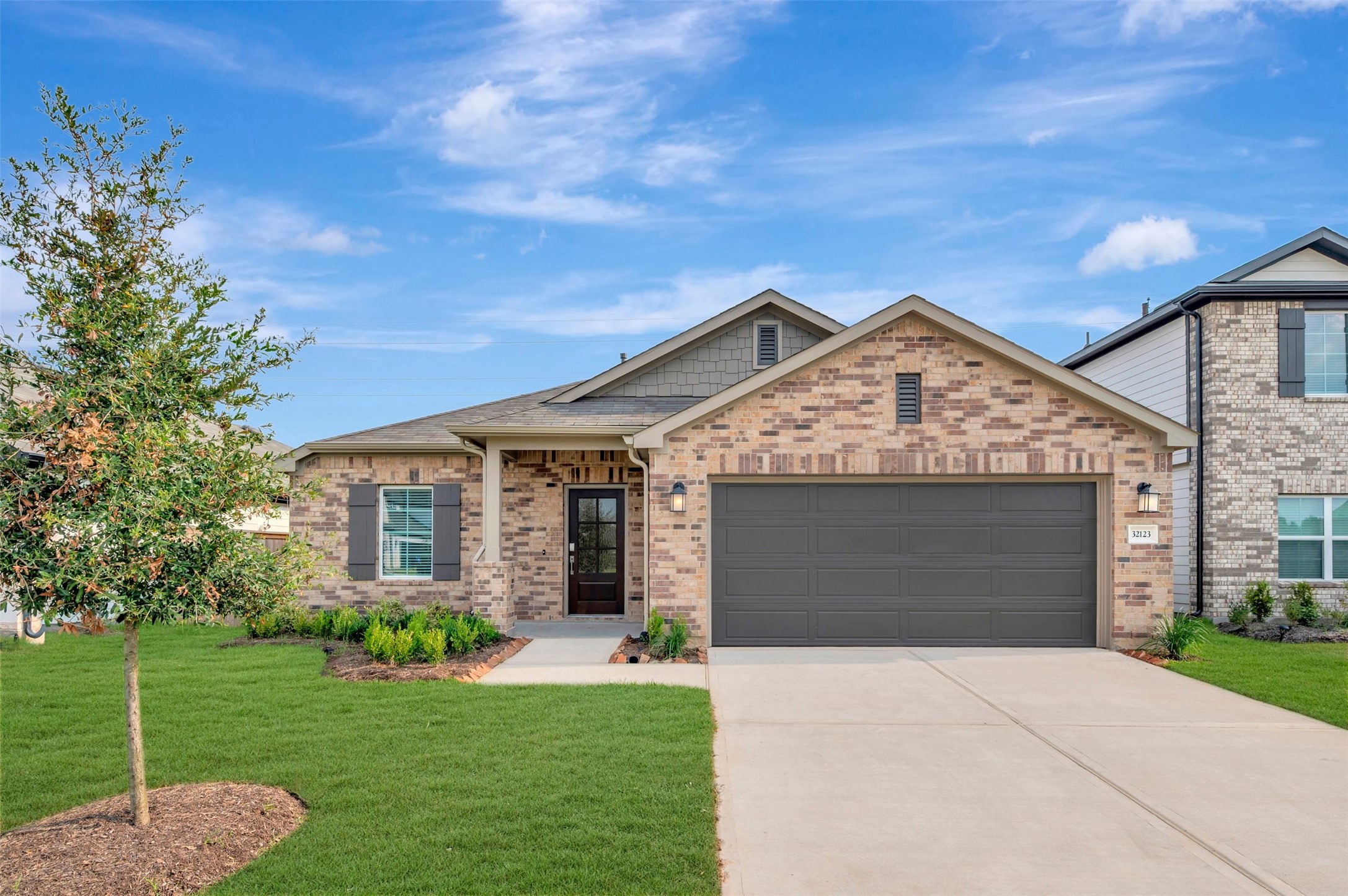 32123 Morning Luster Court Property Photo 1