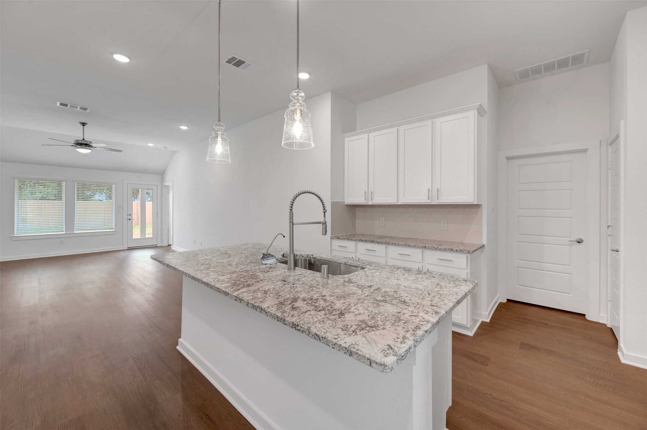 32123 Morning Luster Court Property Photo 16
