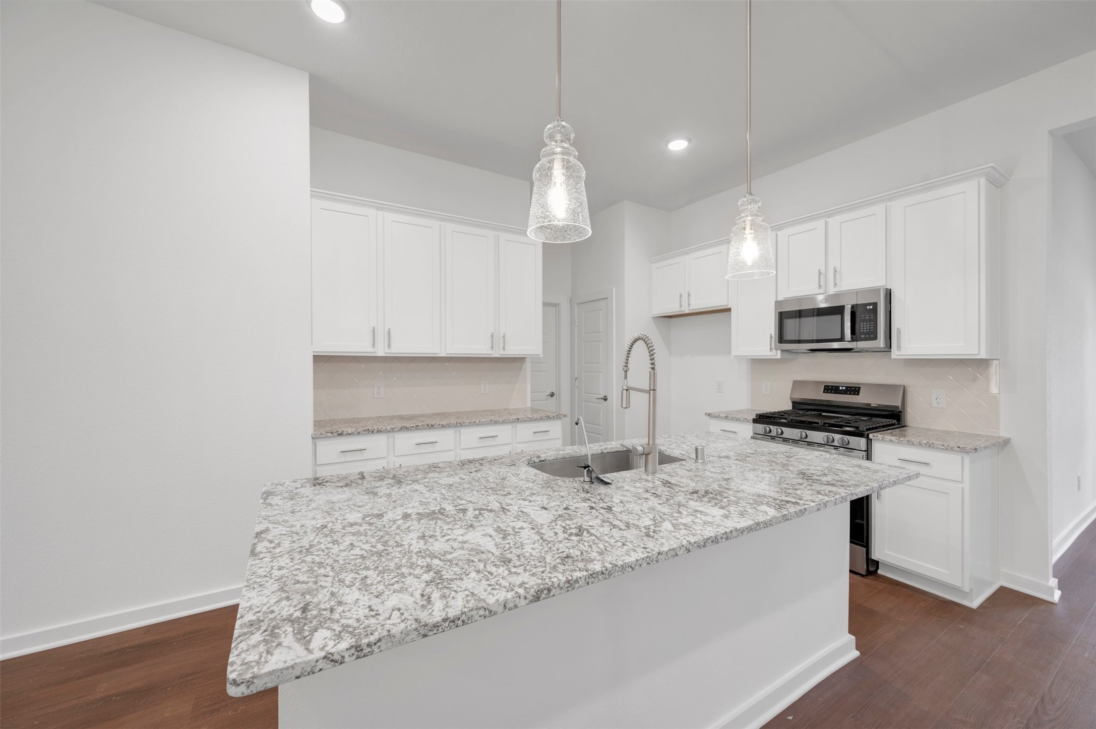32123 Morning Luster Court Property Photo 18