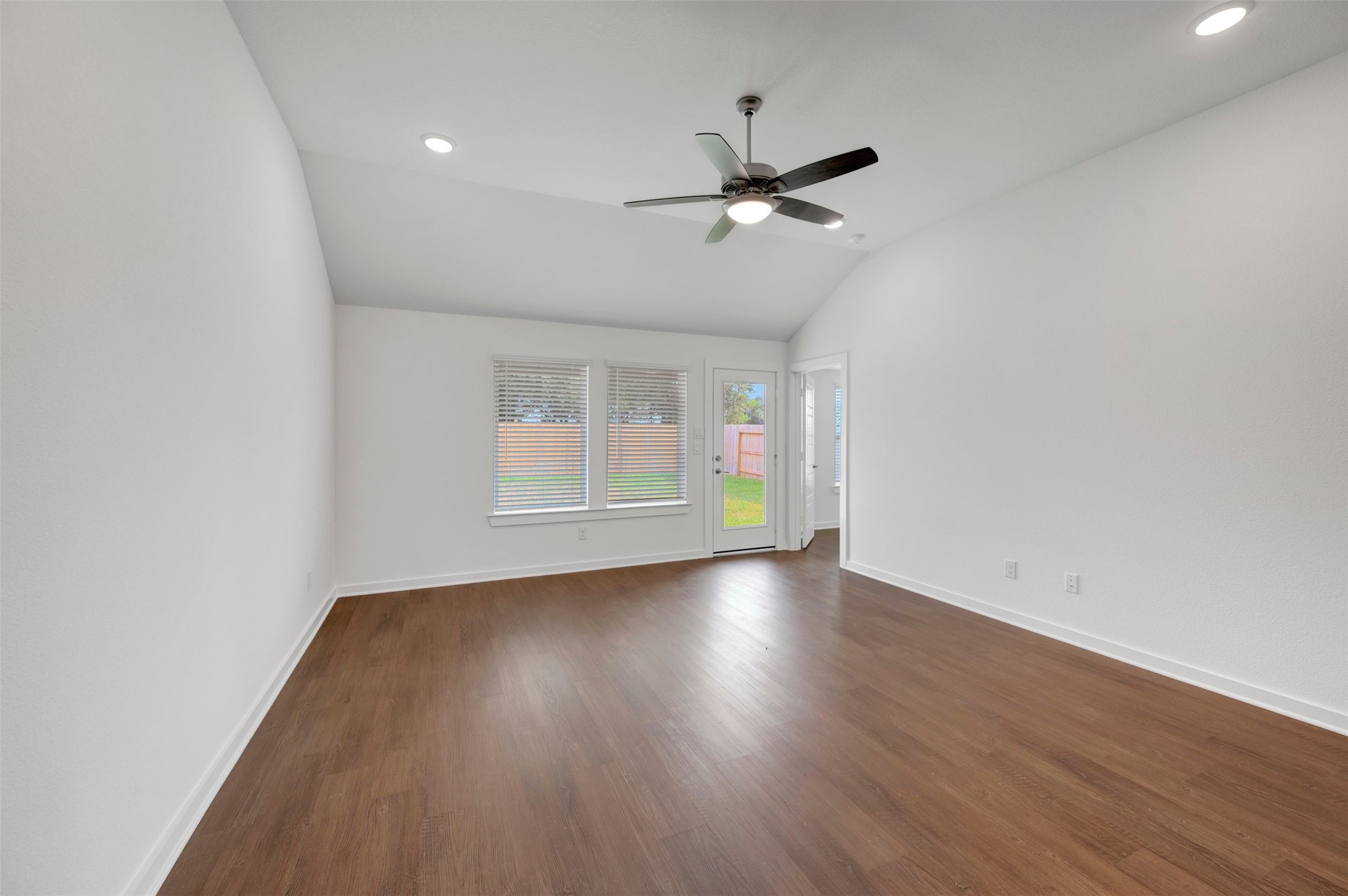 32123 Morning Luster Court Property Photo 24