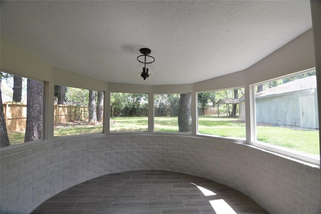 19118 Challe Circle W Property Photo 7