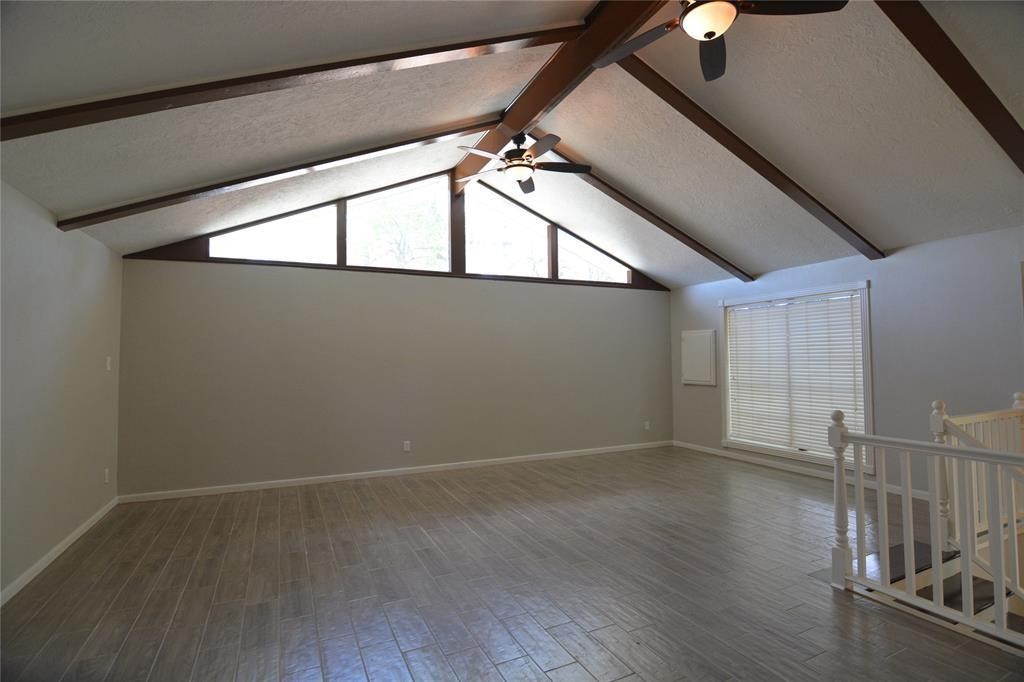 19118 Challe Circle W Property Photo 9