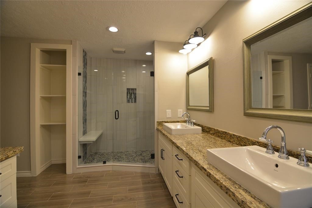 19118 Challe Circle W Property Photo 13