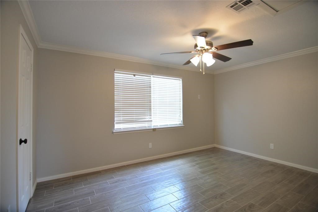 19118 Challe Circle W Property Photo 18