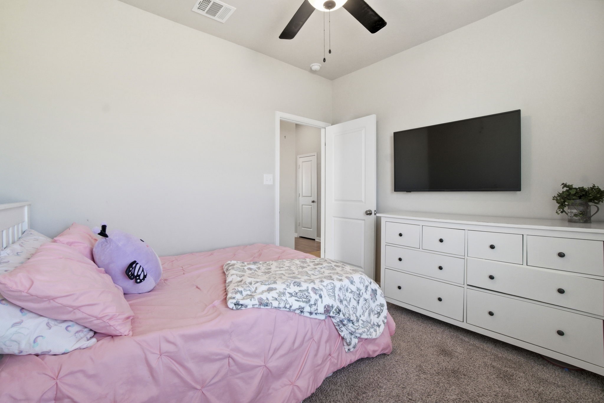 1318 Kingsgate Drive Property Photo 15