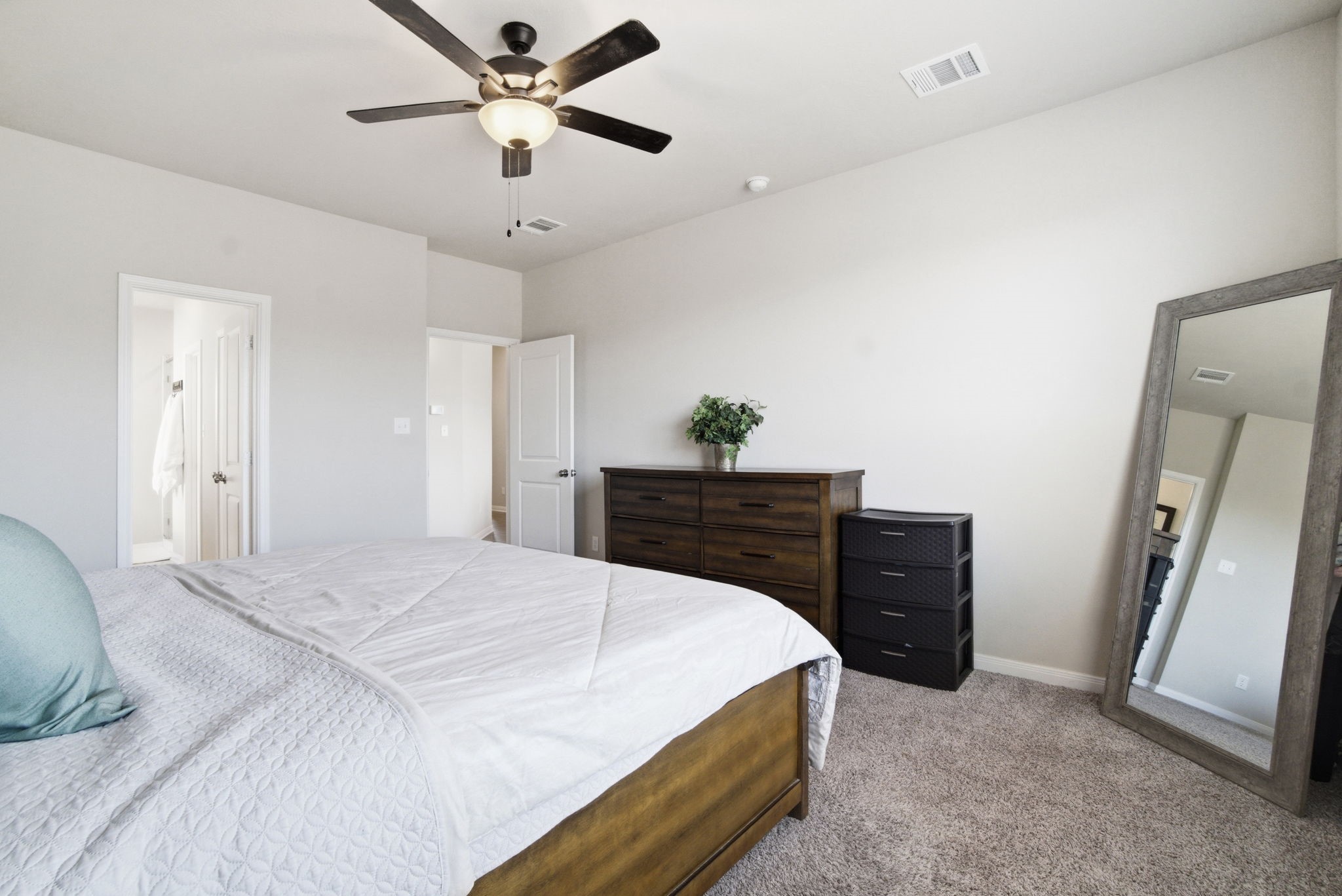 1318 Kingsgate Drive Property Photo 22