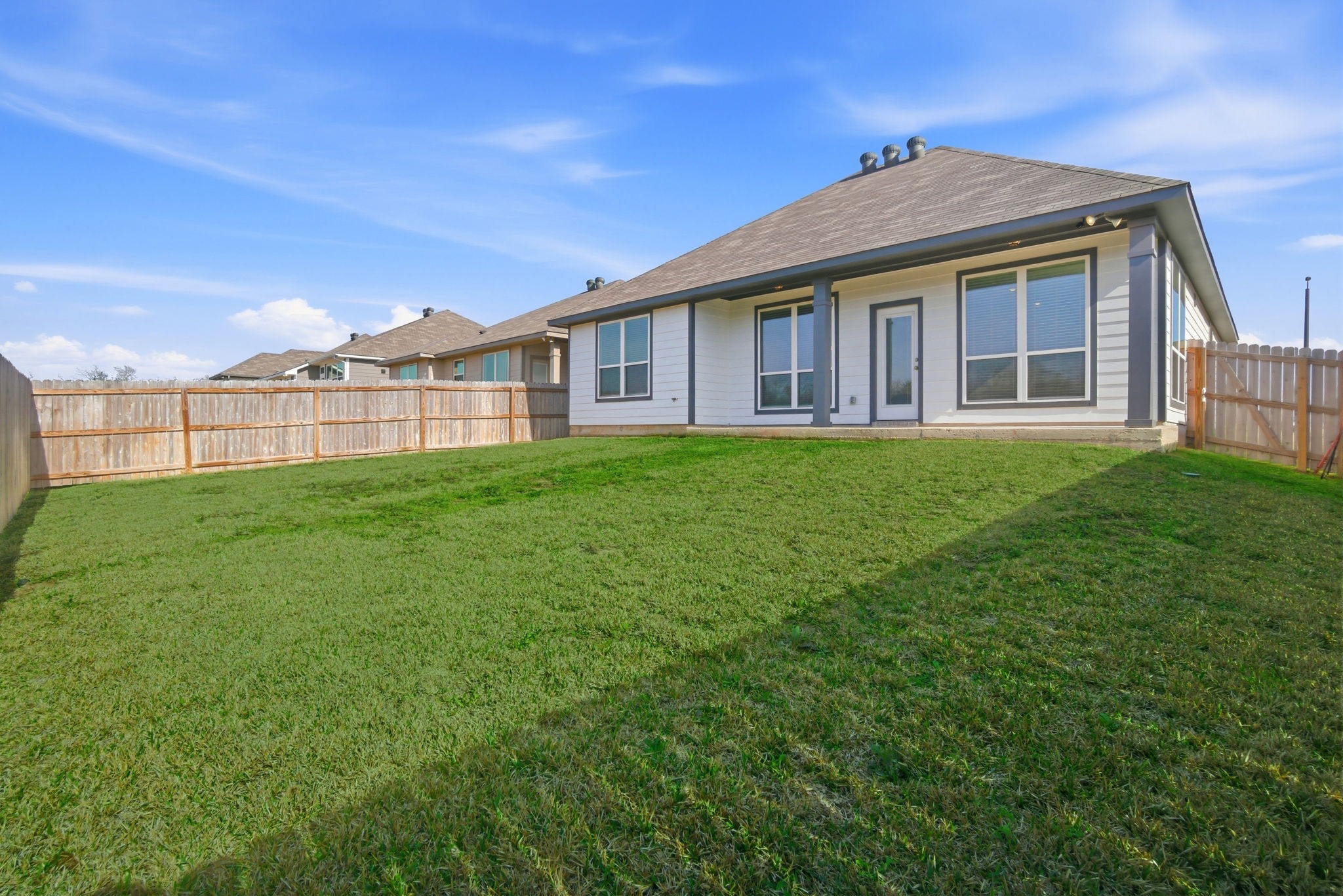 1318 Kingsgate Drive Property Photo 27