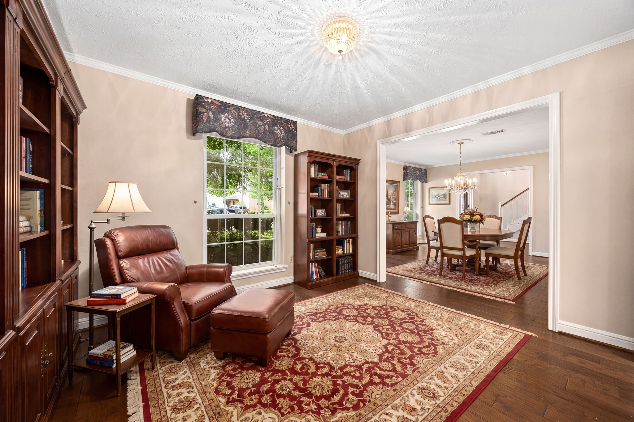 6623 Ampton Drive Property Photo 11