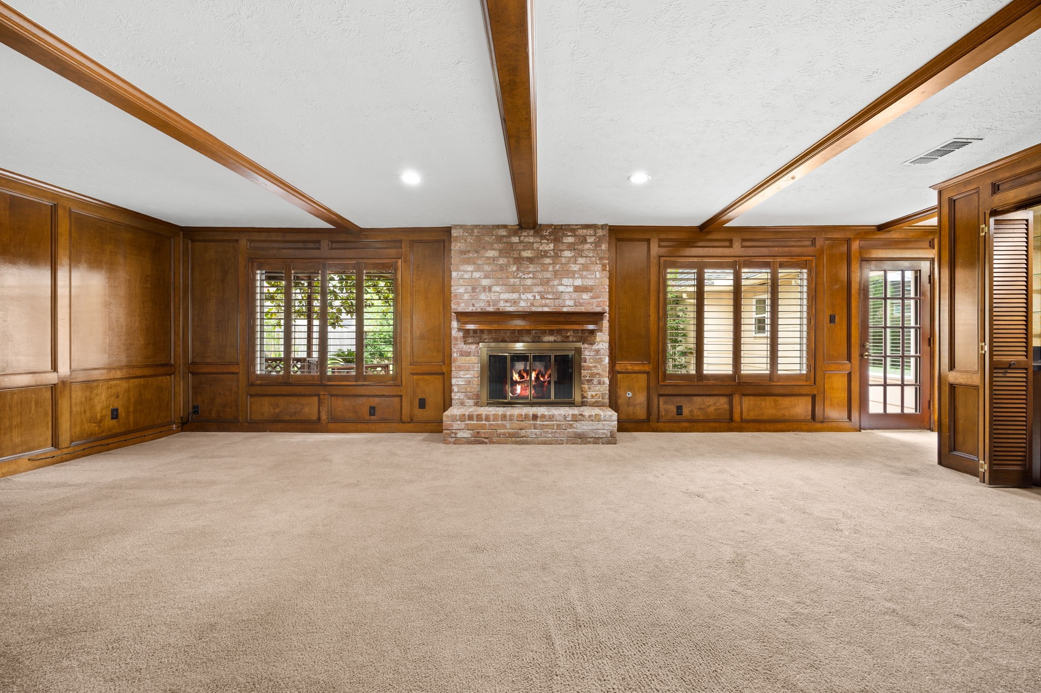 6623 Ampton Drive Property Photo 22