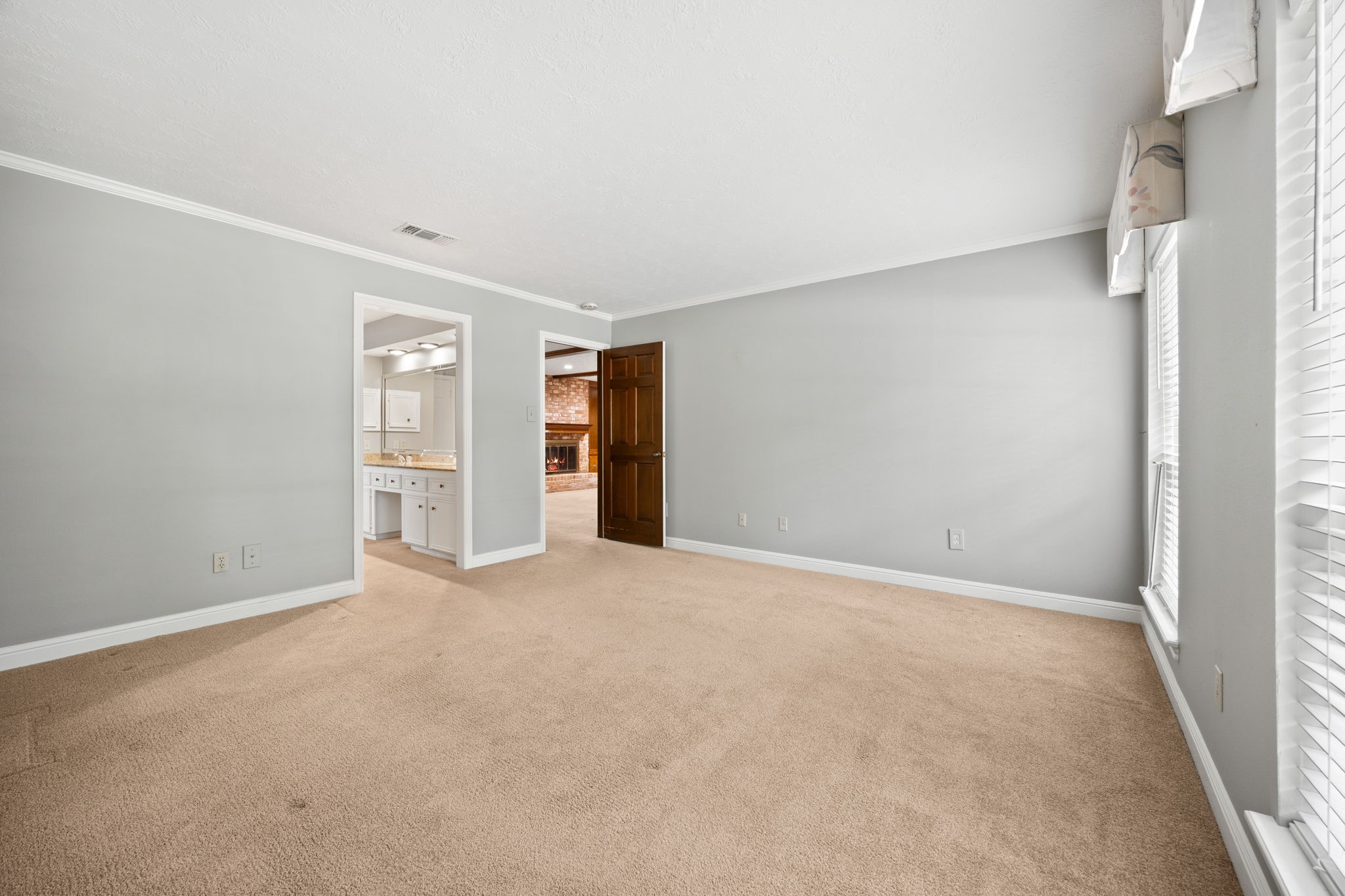 6623 Ampton Drive Property Photo 23